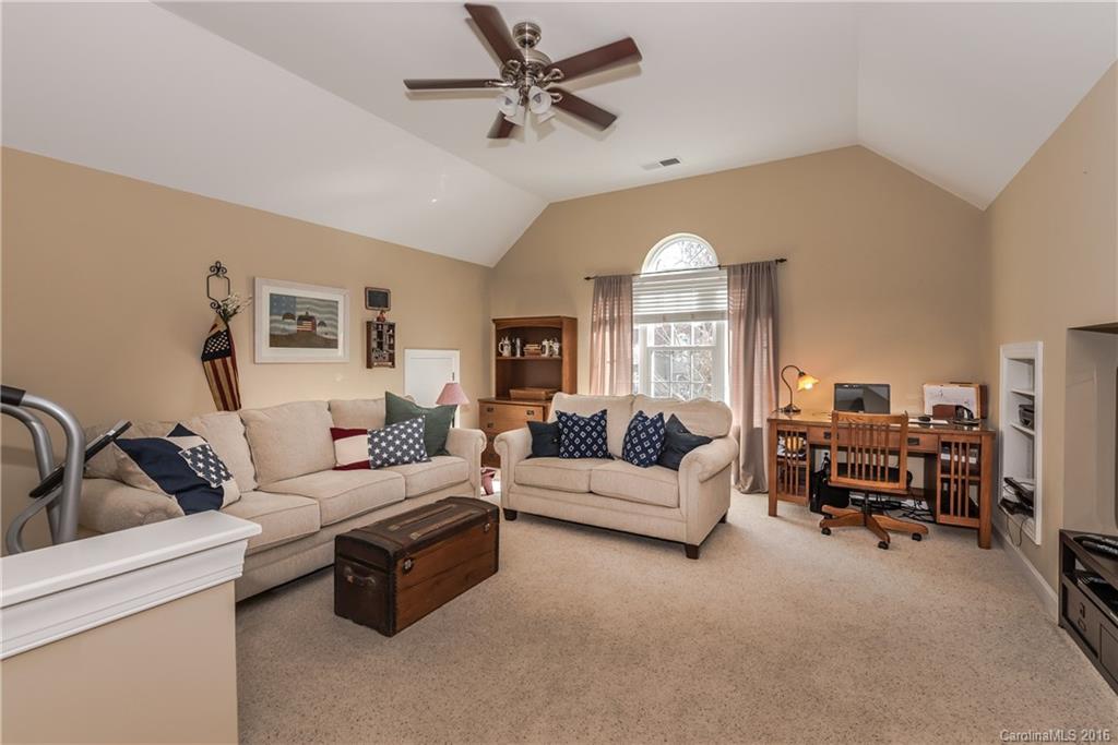 Poplar Woods - Residential