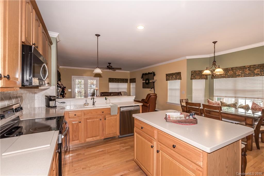 Poplar Woods - Residential