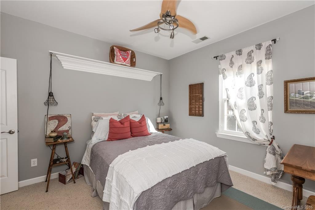 Poplar Woods - Residential