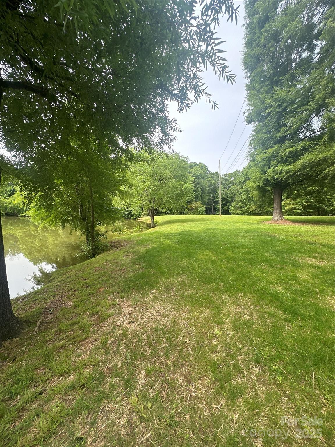 6339 Farmlake Drive 13