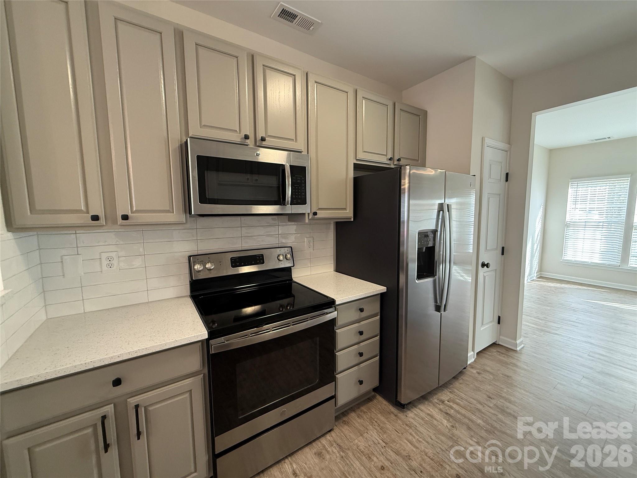 Oakhurst - Residential Lease