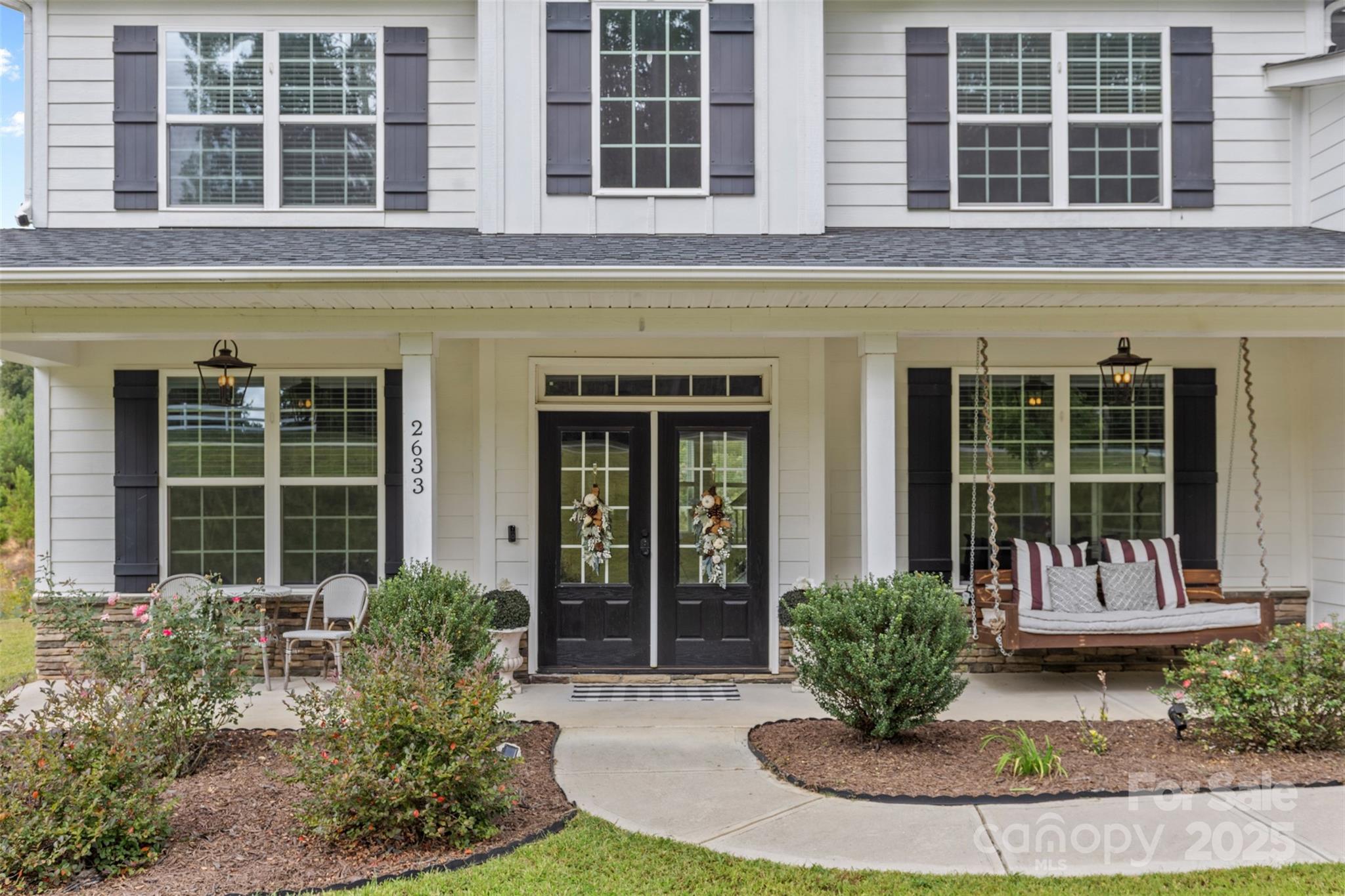 2633 Lakefront Drive
