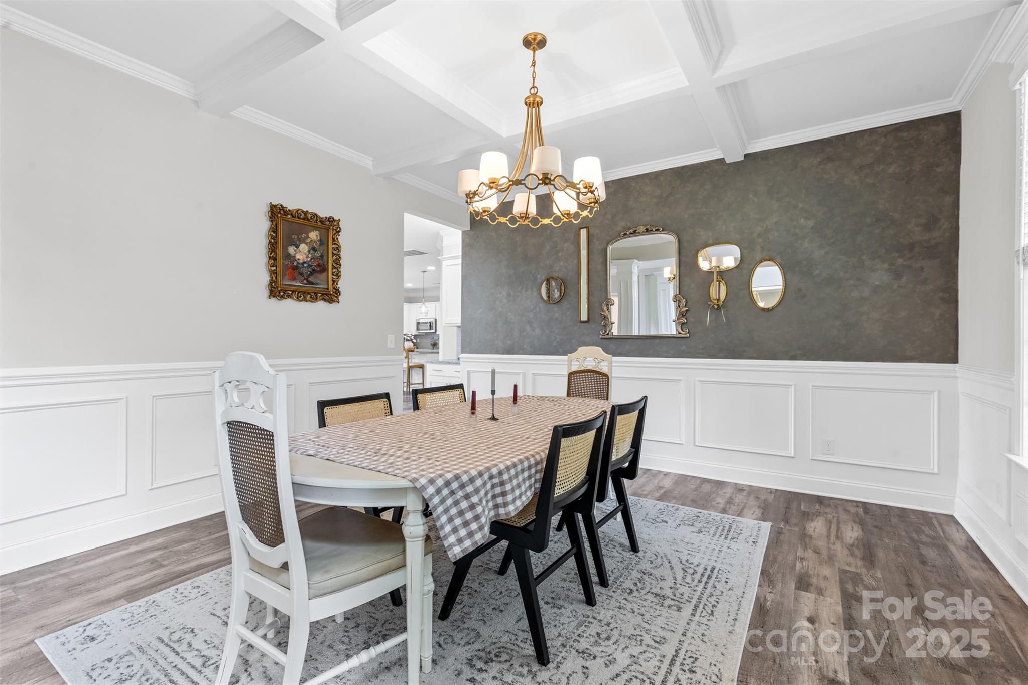 2633 Lakefront Drive