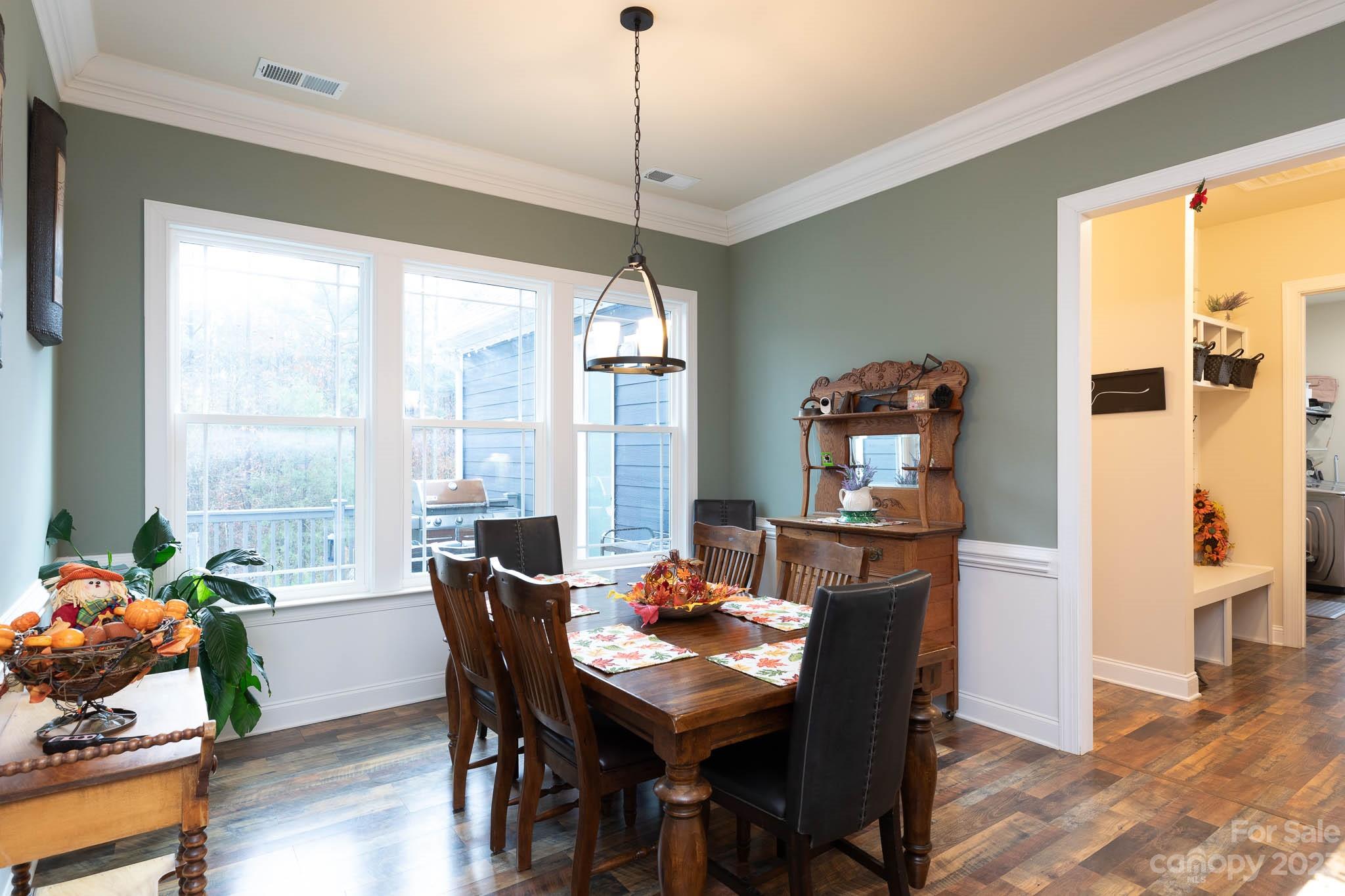 Foster Cove - Residential