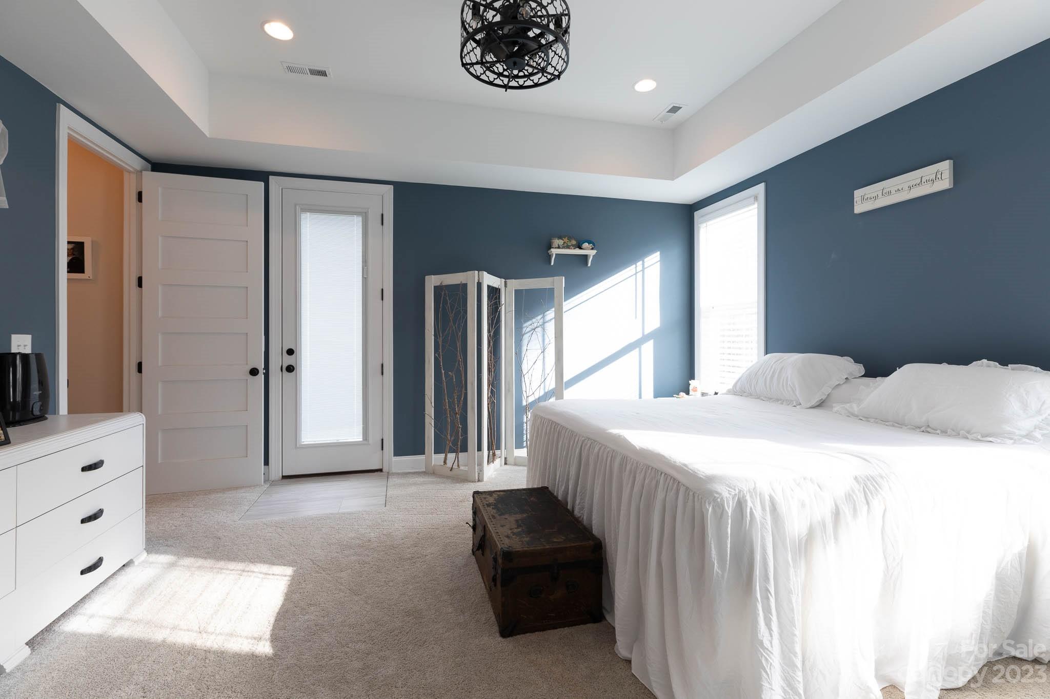 Foster Cove - Residential