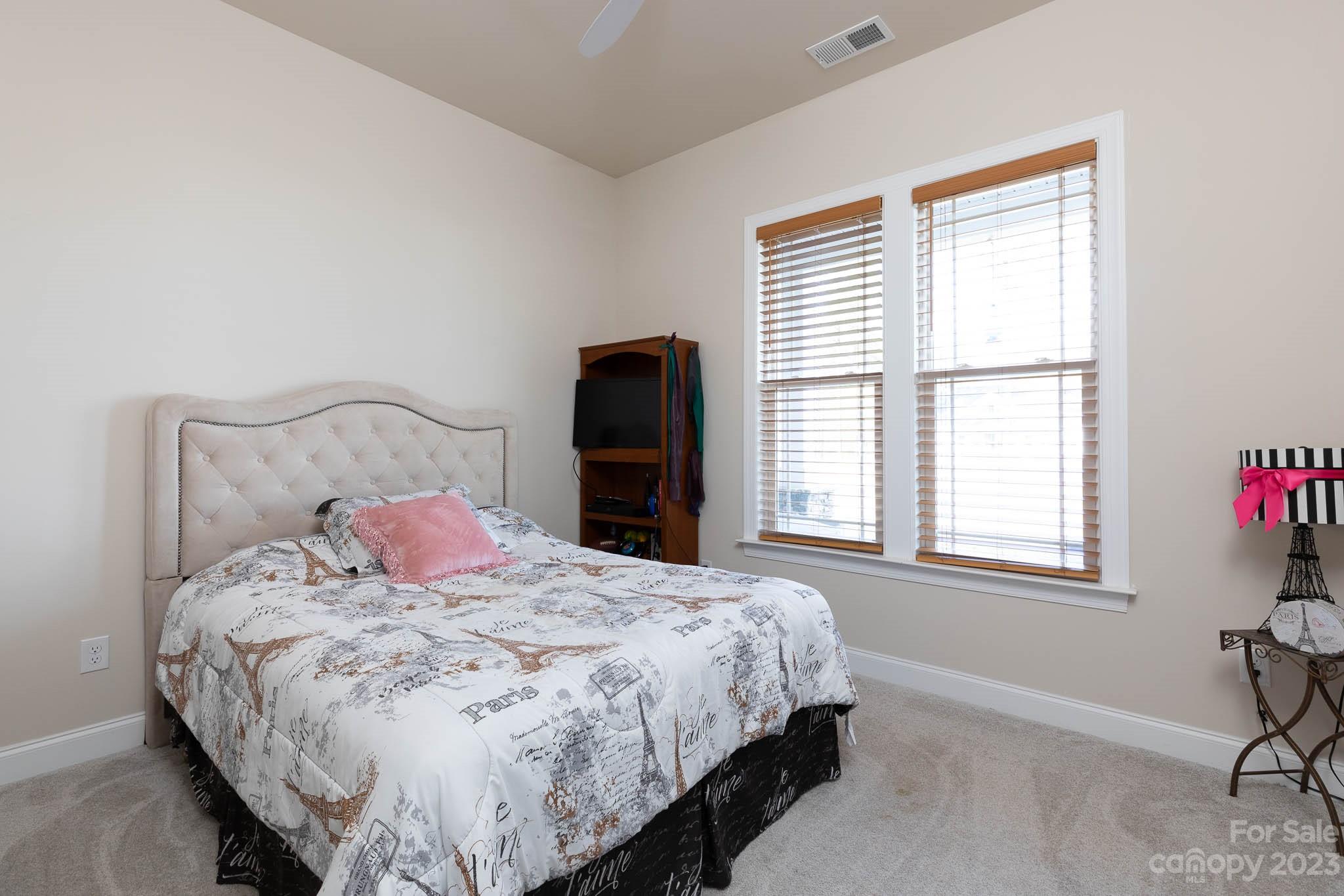 Foster Cove - Residential