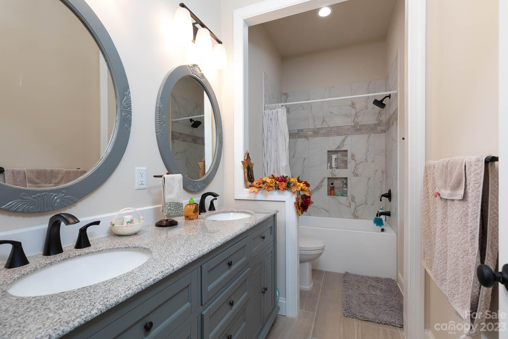 Foster Cove - Residential