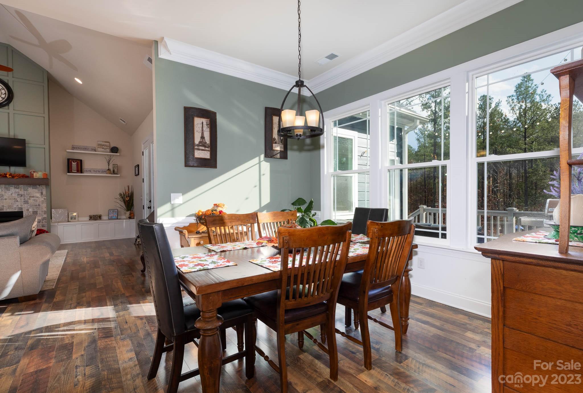 Foster Cove - Residential