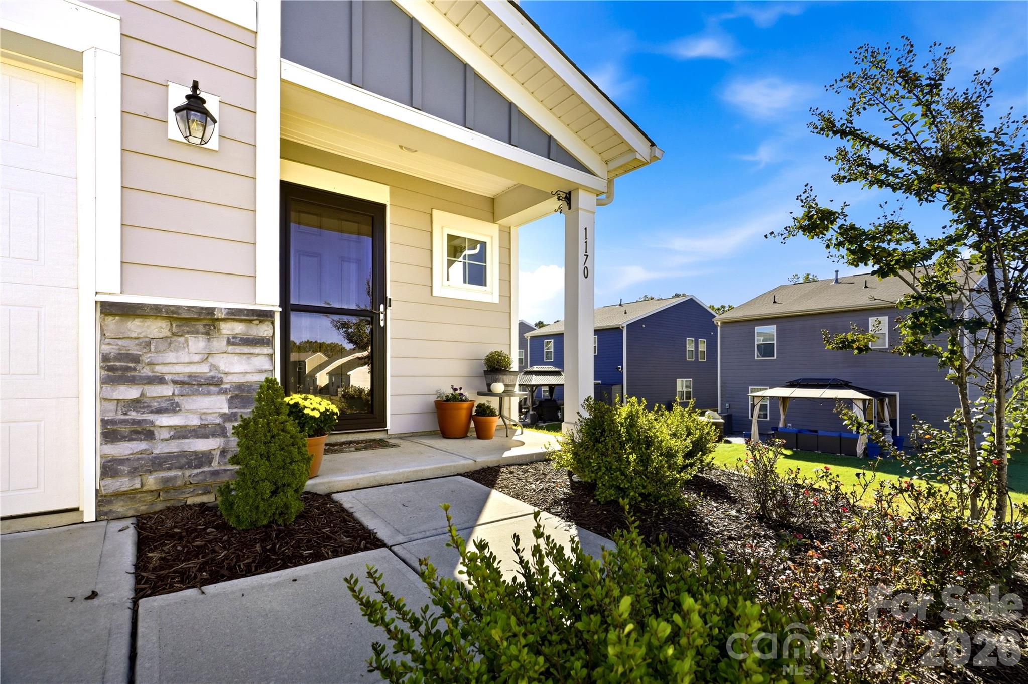 1170 Columbus Trail
