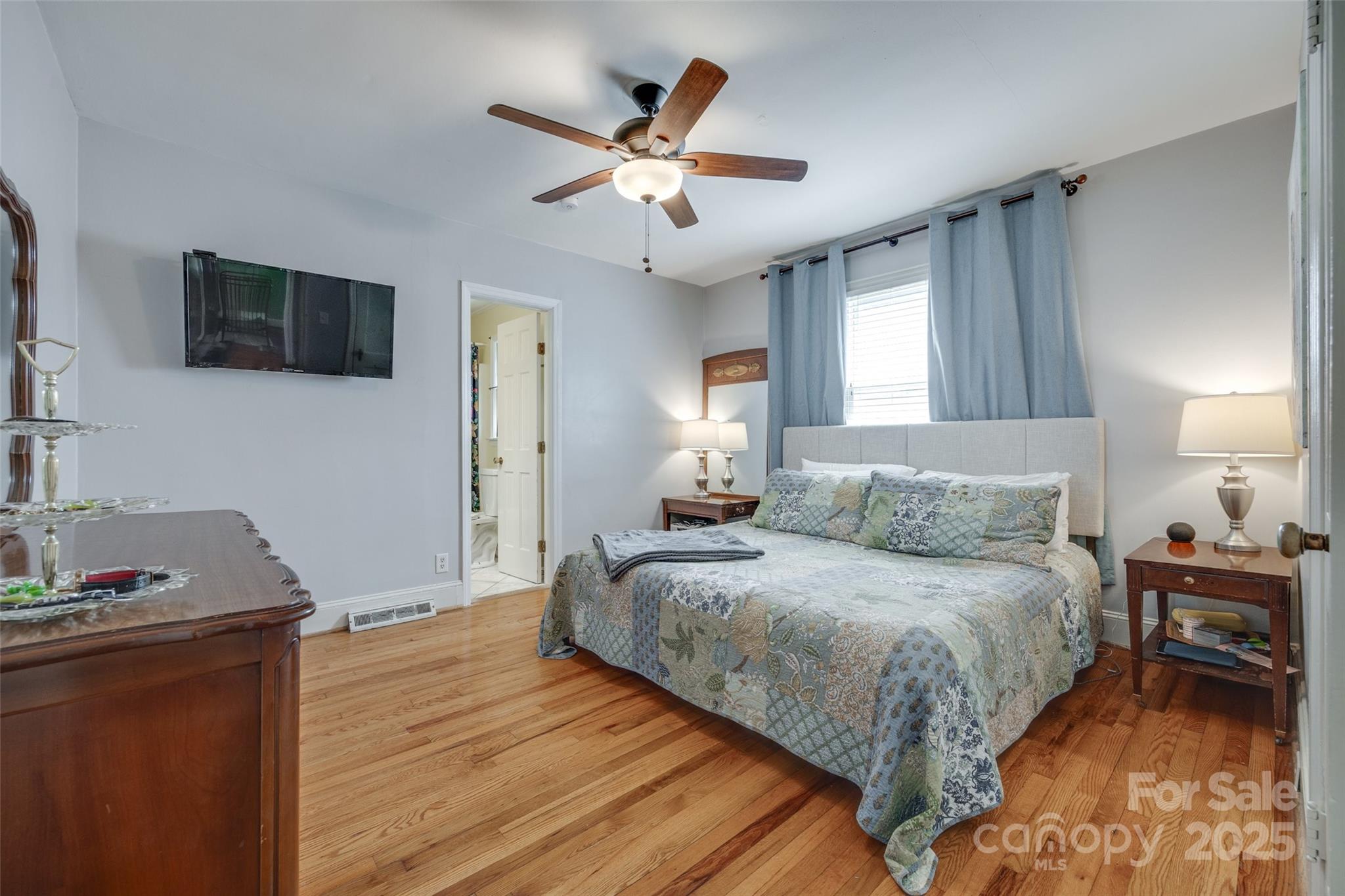 Seventeen Acres - Residential