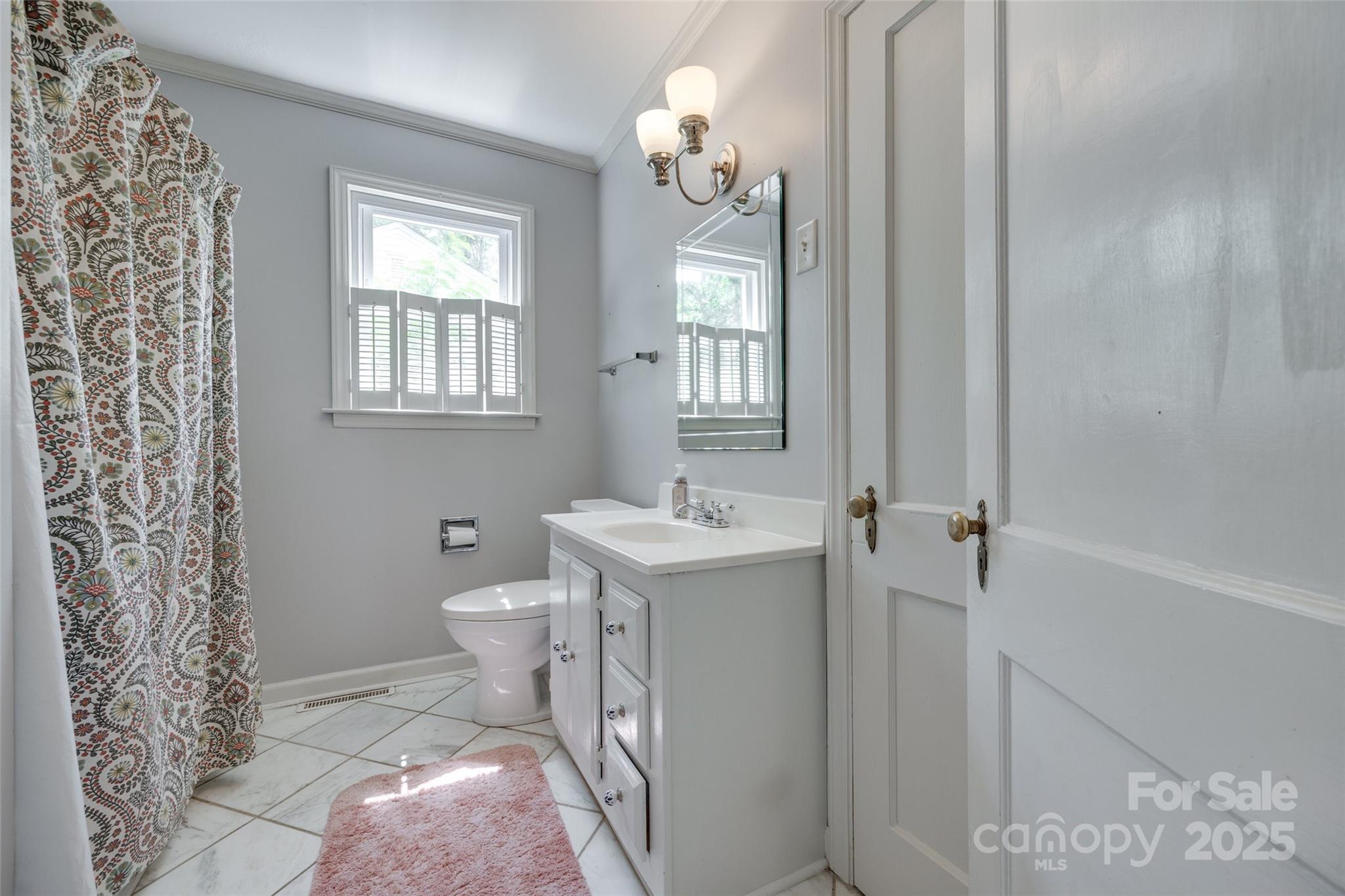 Seventeen Acres - Residential