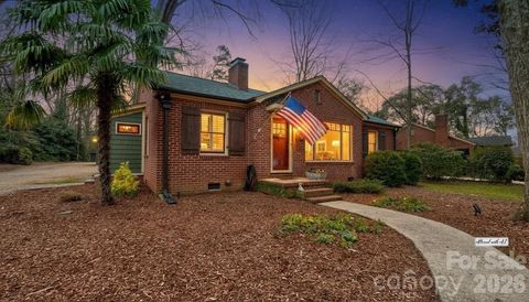 2905 Clover Road Charlotte NC 28211