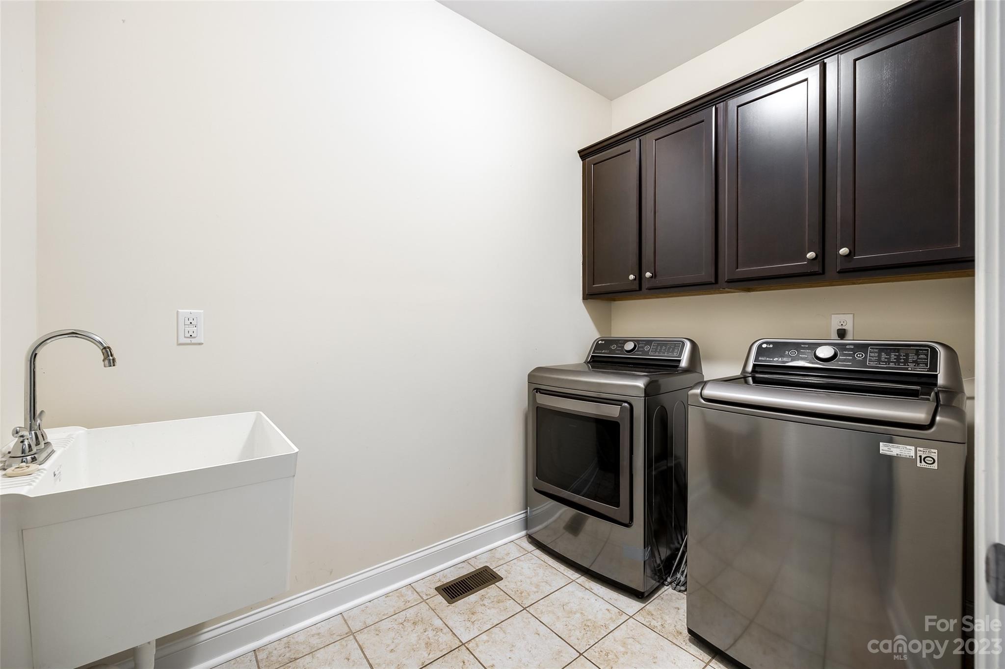 Waterford Glen - Residential