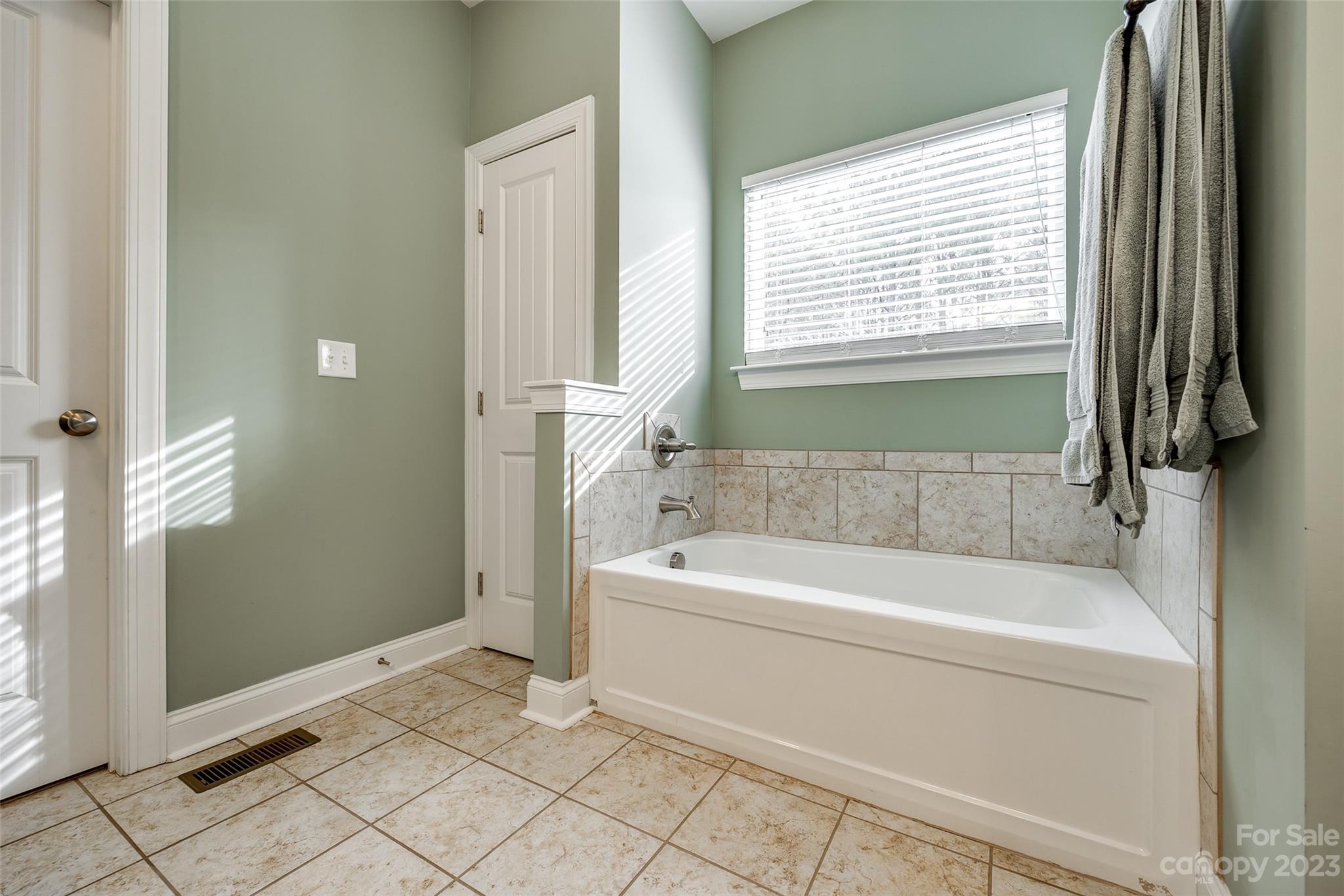 Waterford Glen - Residential