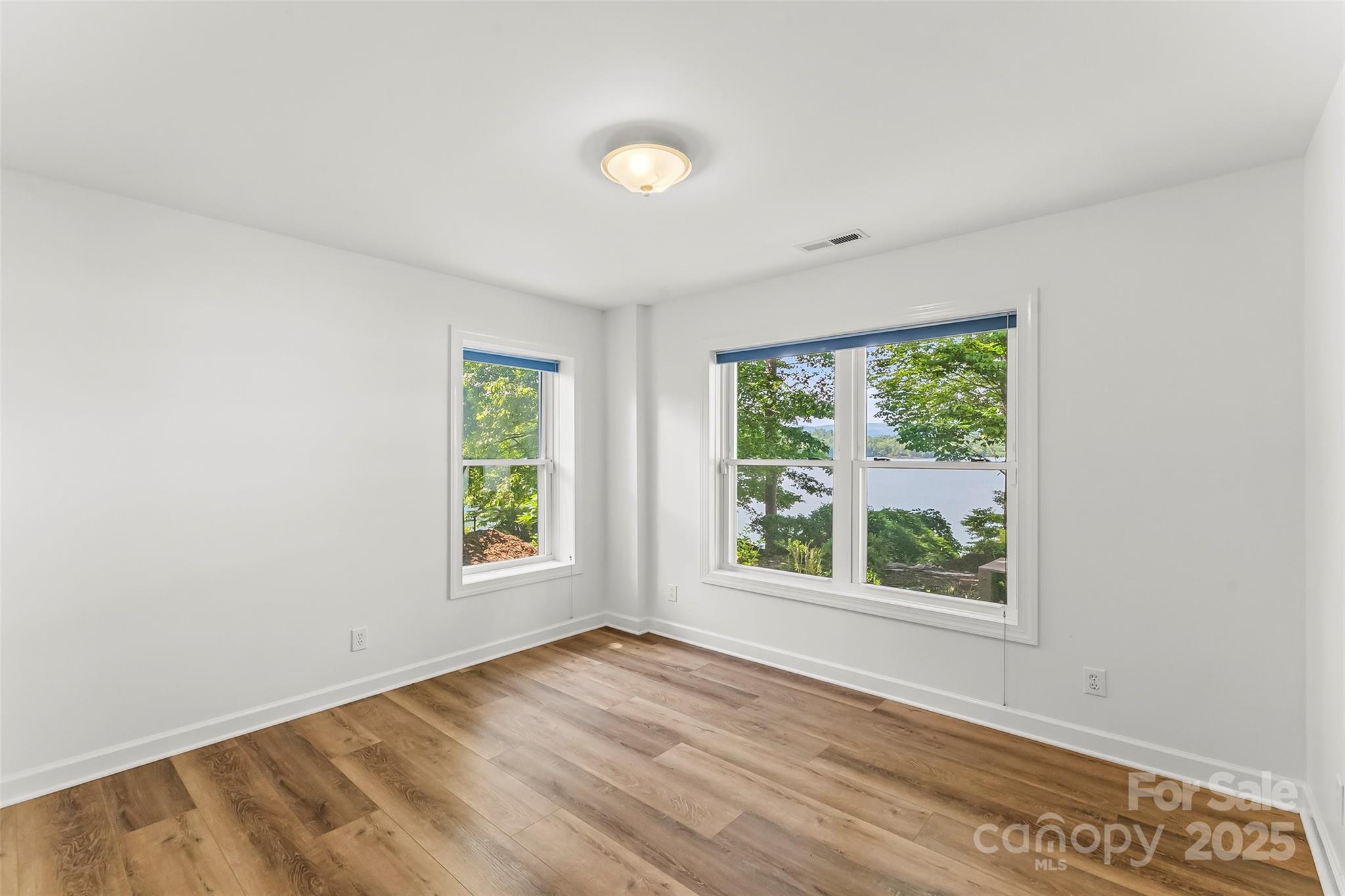 Mallard Cove - Residential