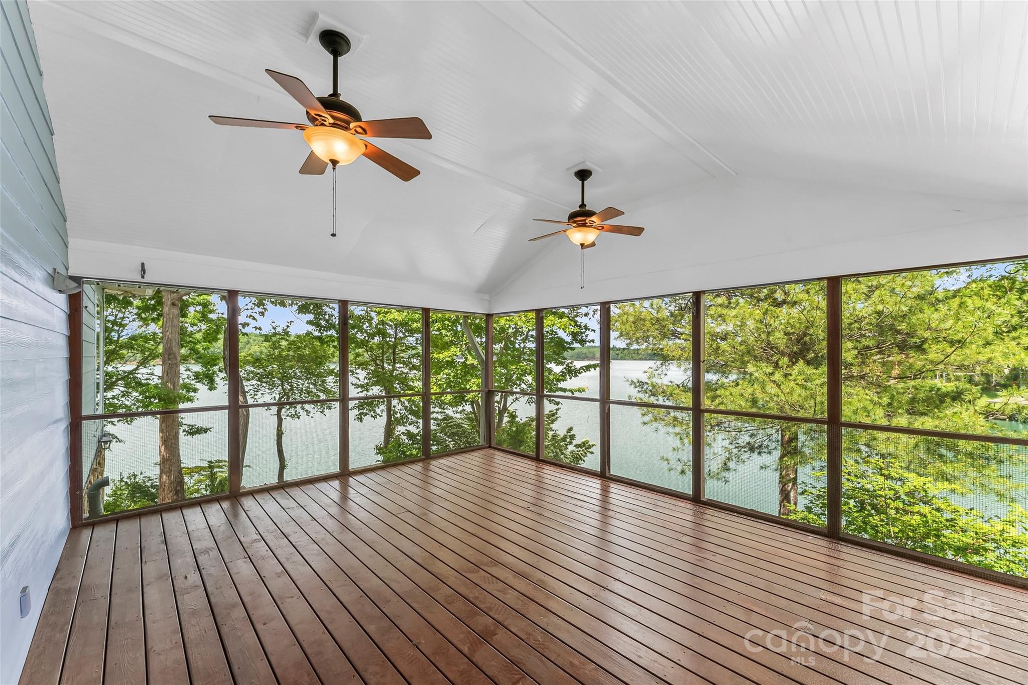 Mallard Cove - Residential