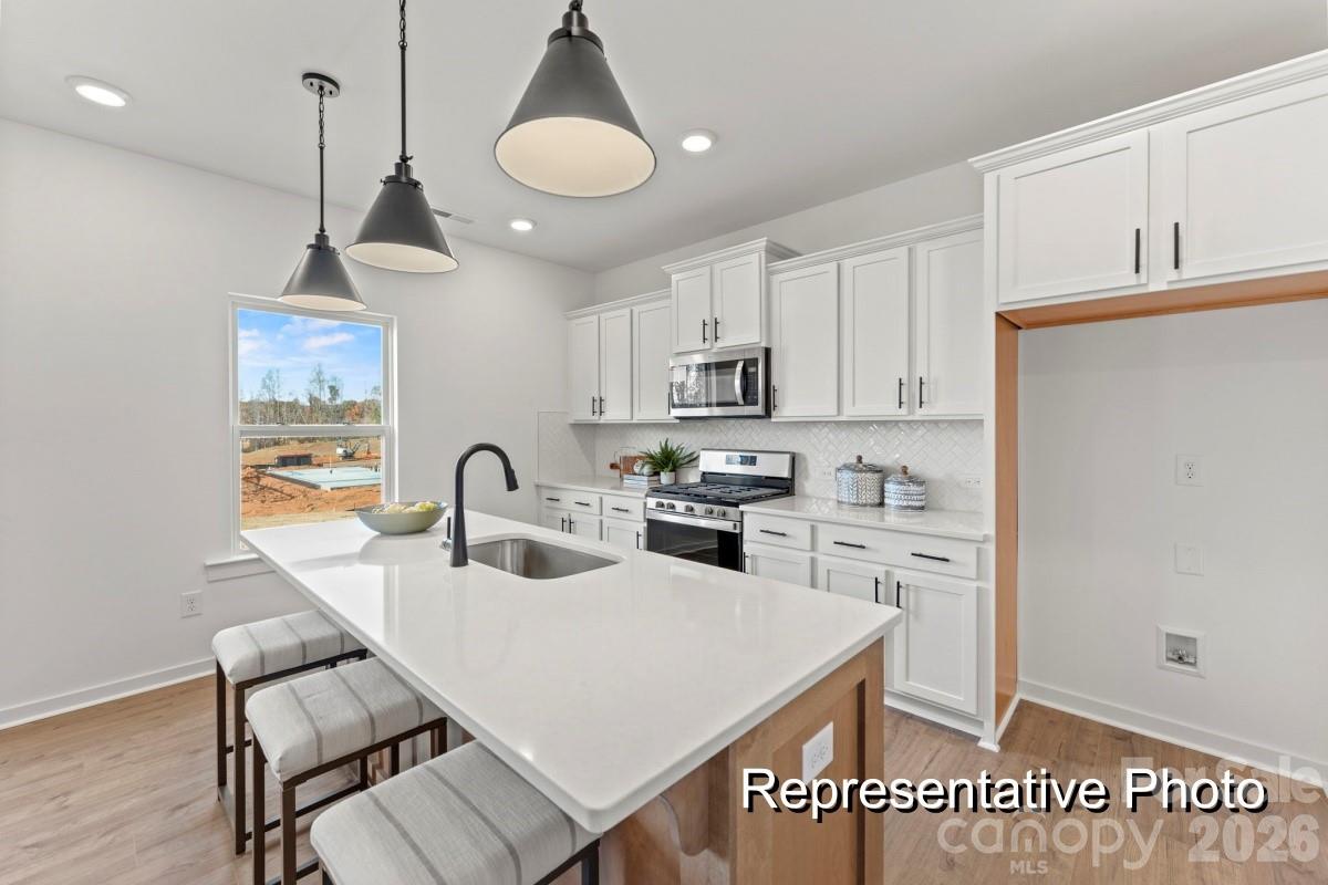 1608 Autumn Colors Lane 92p