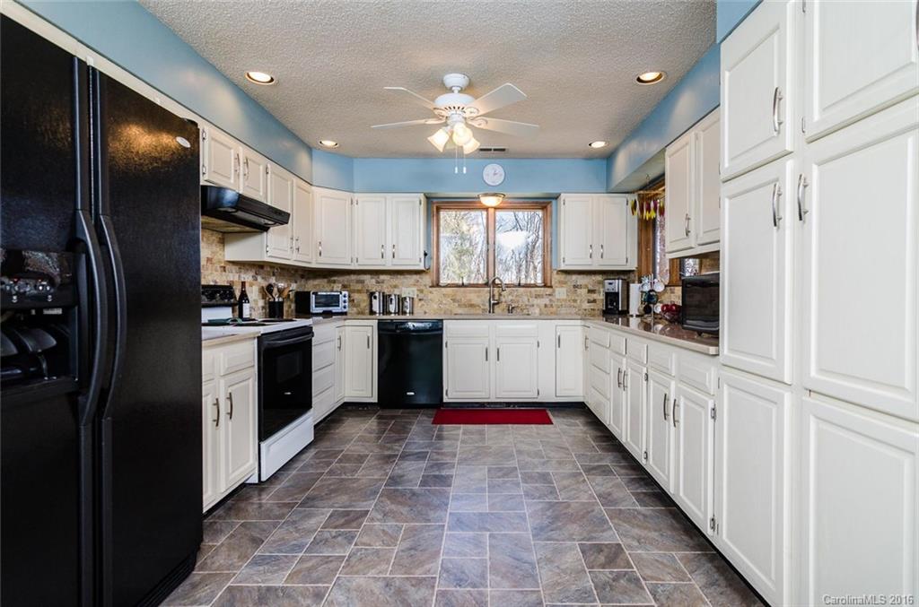 Jays Mtn Estates - Residential