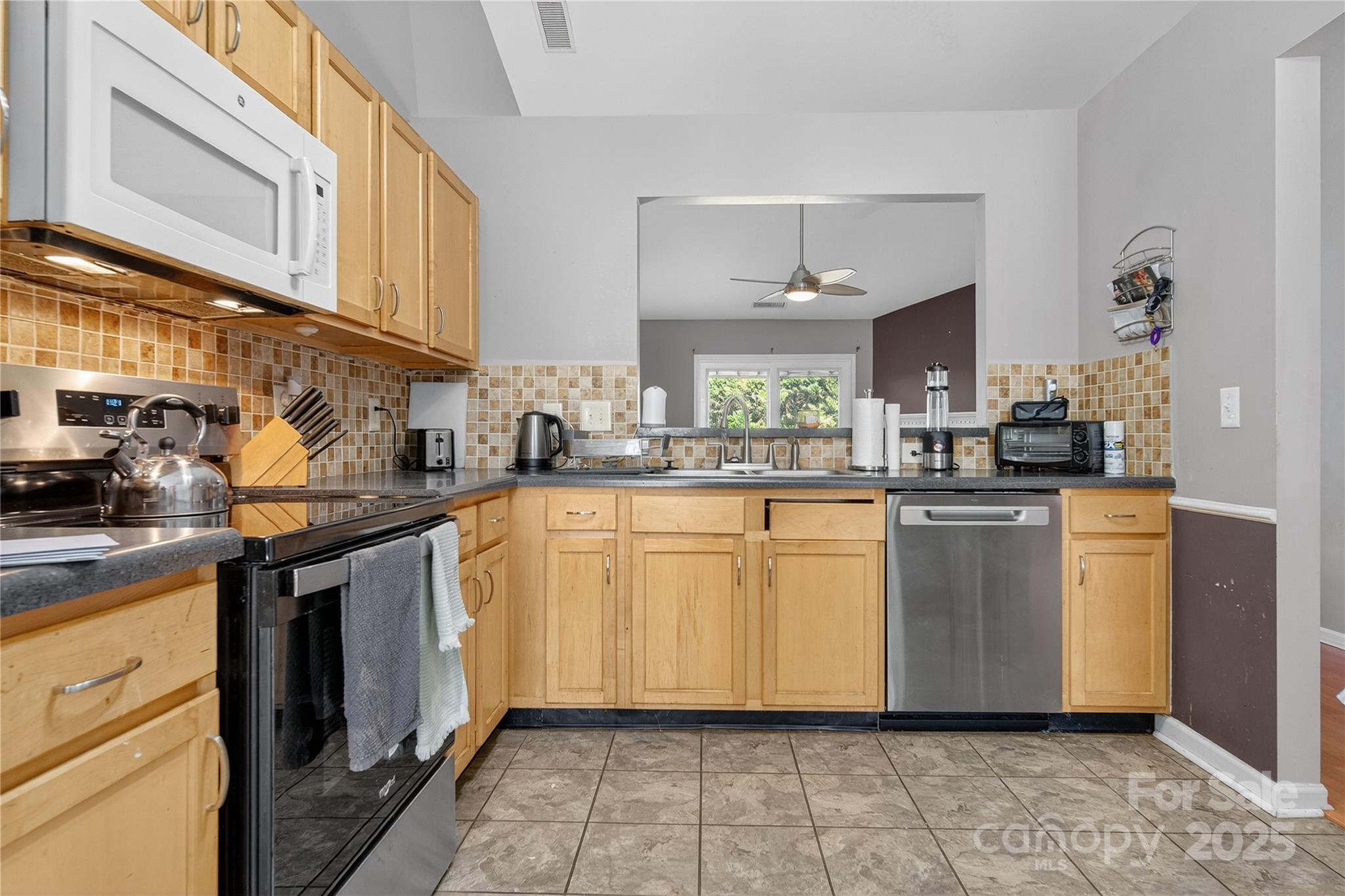 3219 Alderpoint Lane