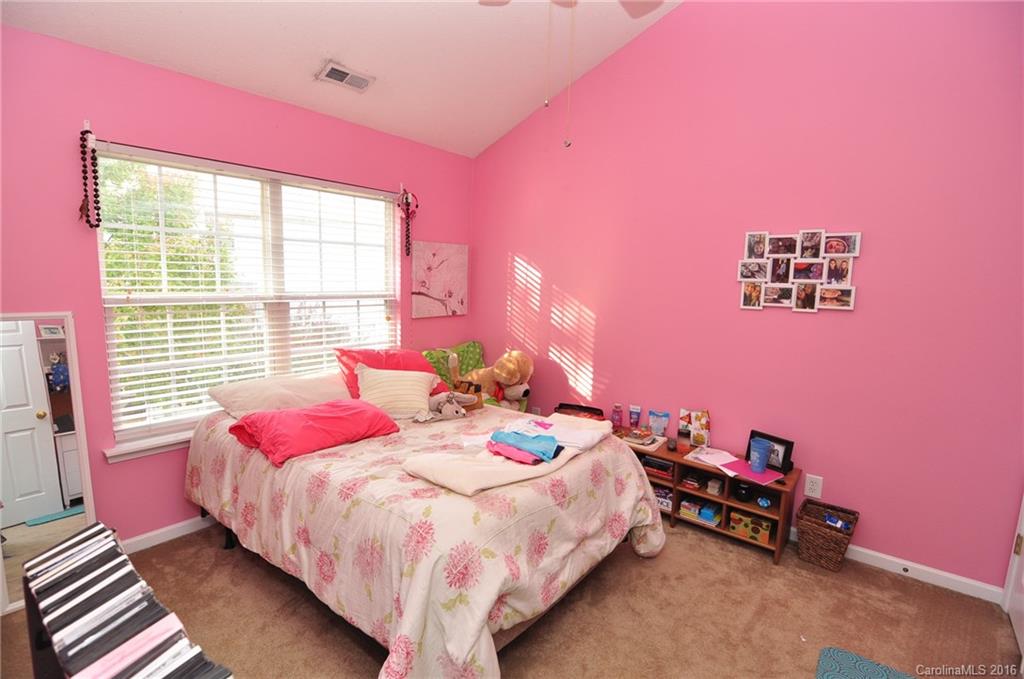 Windsor Trace - Residential