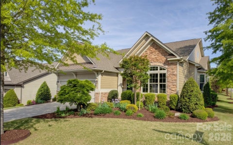 Photo of 14802 Creeks Edge Drive, Charlotte, NC 28278 (MLS # 4356653)