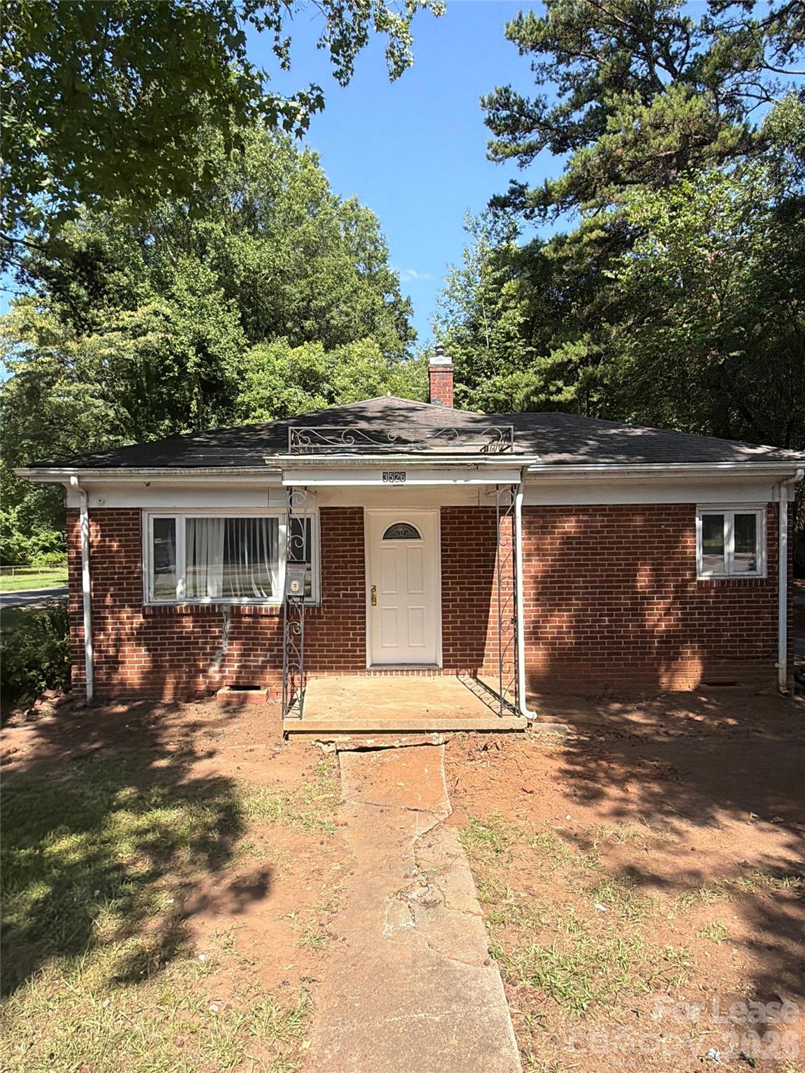 Photo 1 of 8 — 3526 Eastway Drive, Charlotte, NC 28205