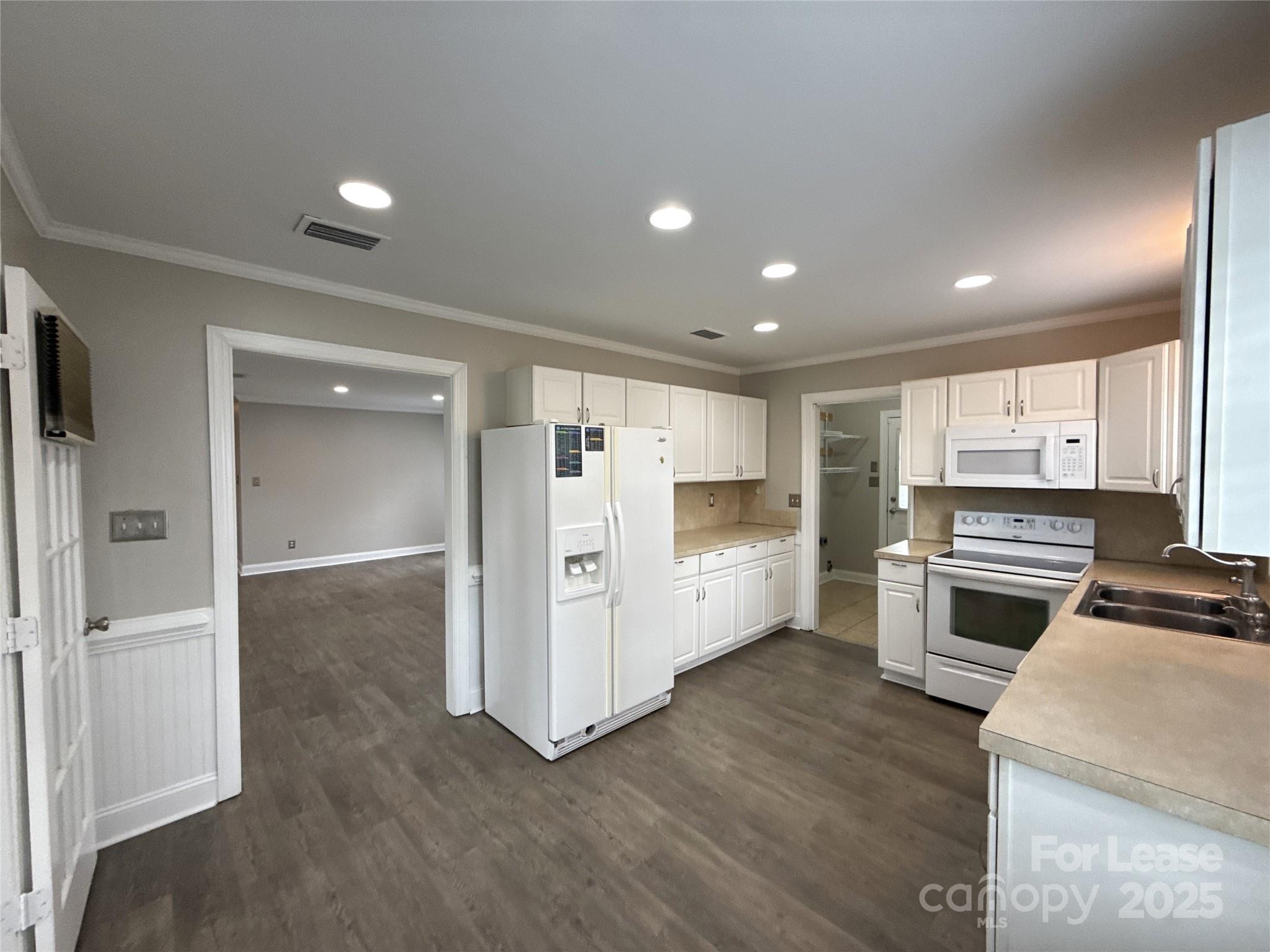 Beacon Hills - Residential Lease
