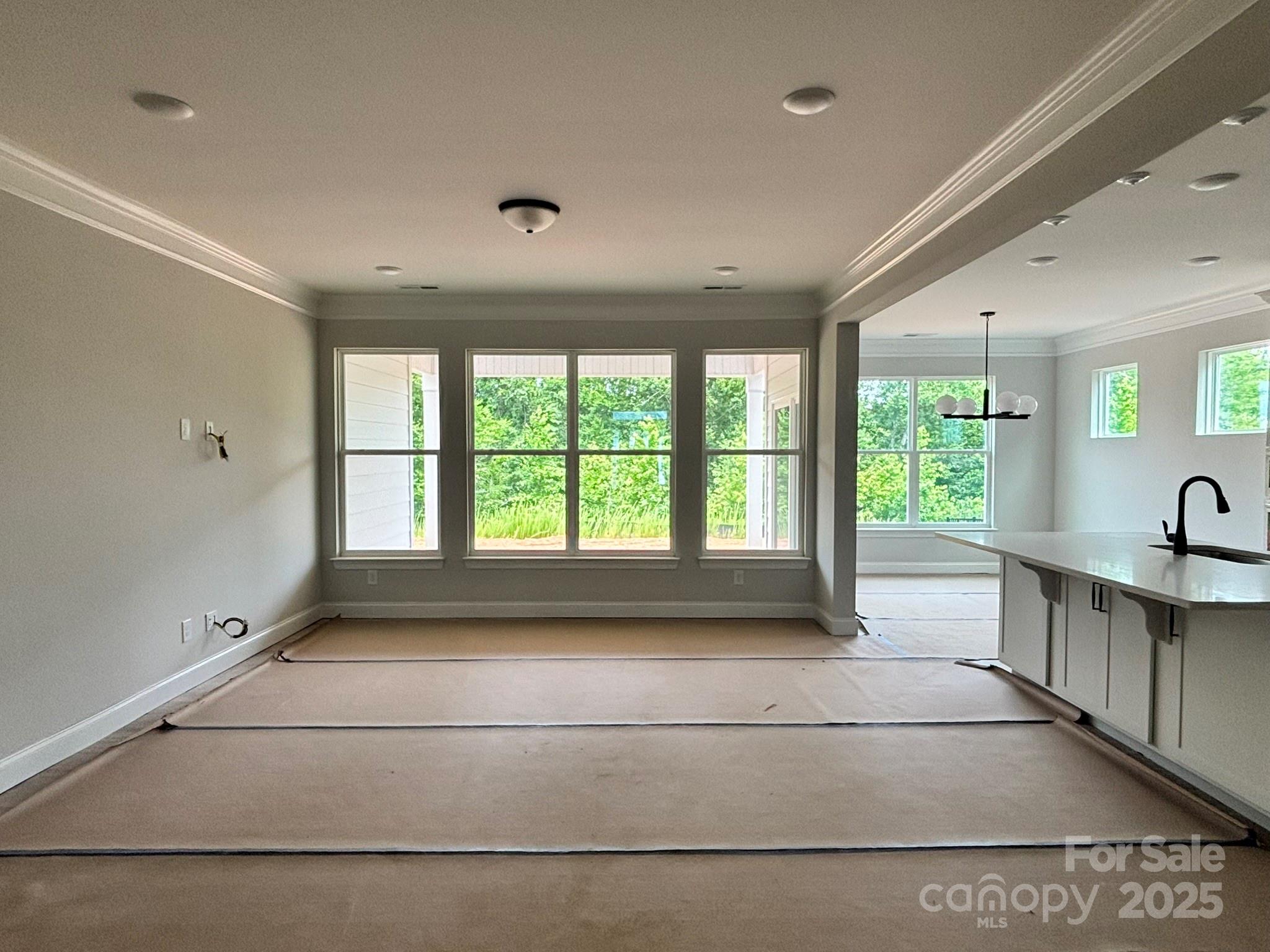 1453 Ardmore Drive 240