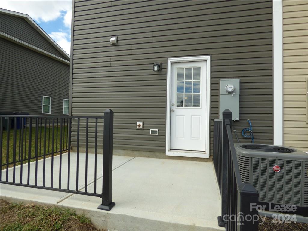 Oak Hill - Residential Lease