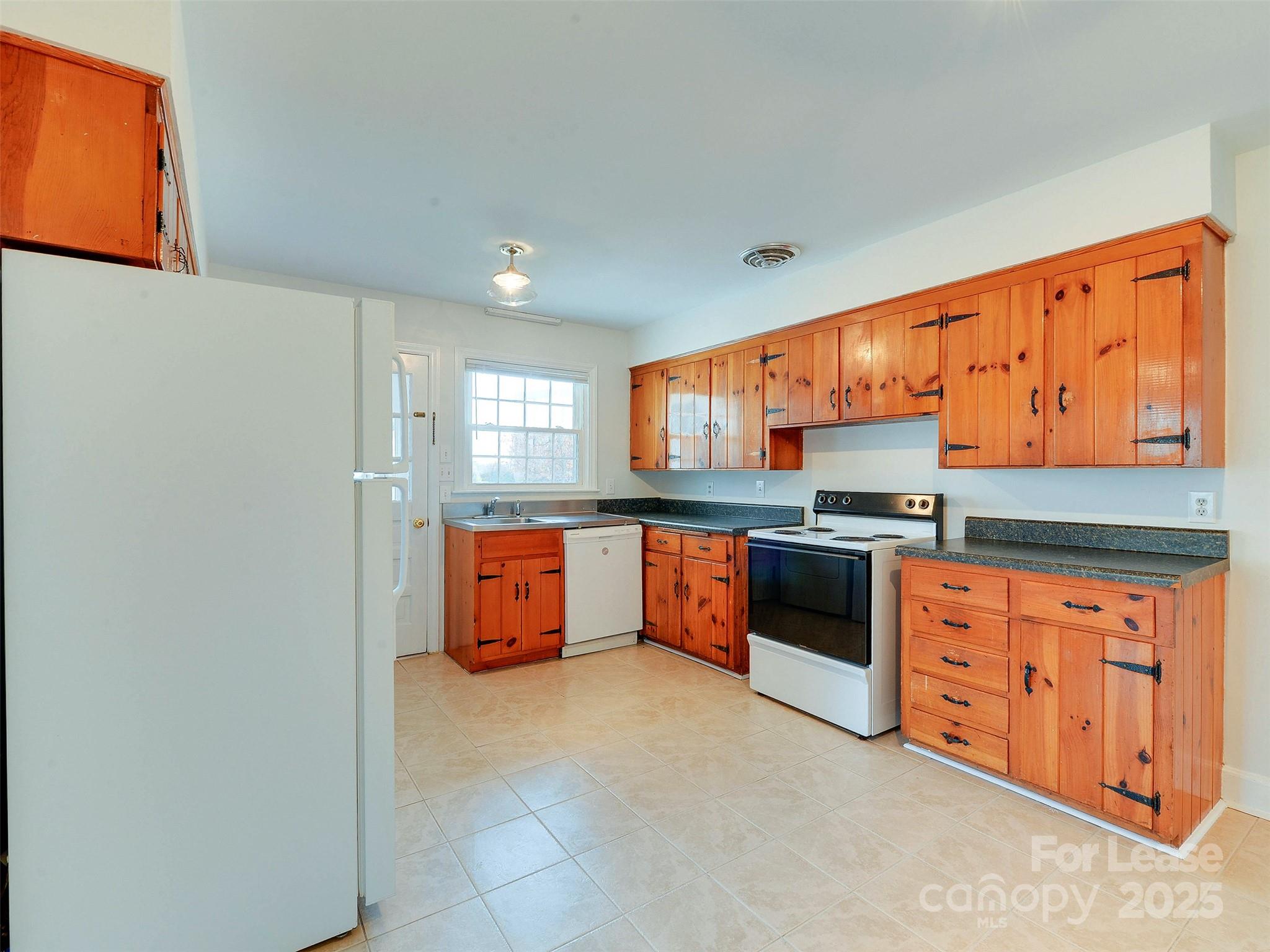 Ashbrook - Residential Lease