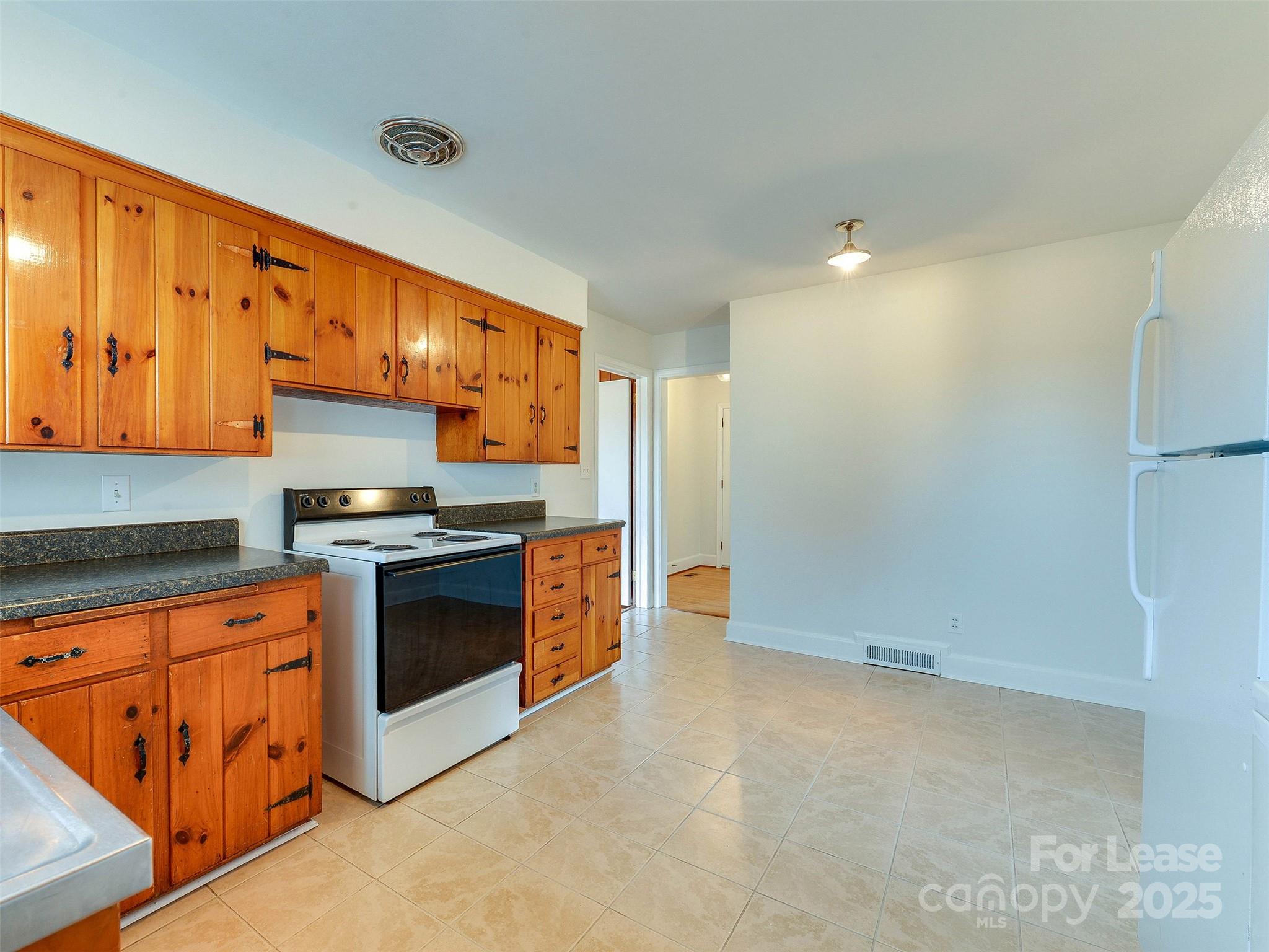 Ashbrook - Residential Lease