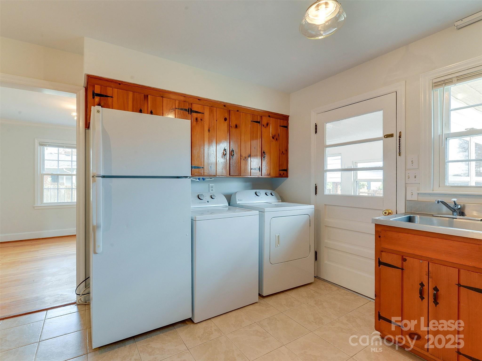 Ashbrook - Residential Lease