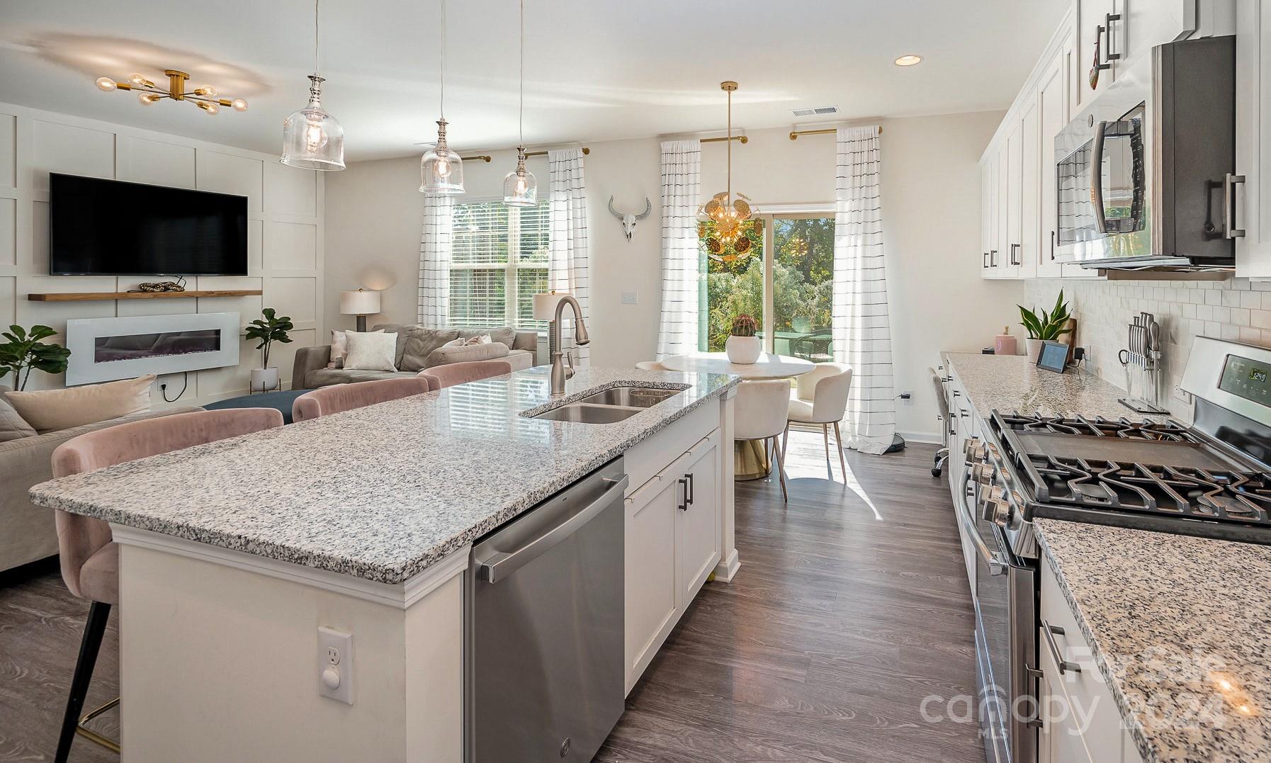 Cameron Creek - Residential