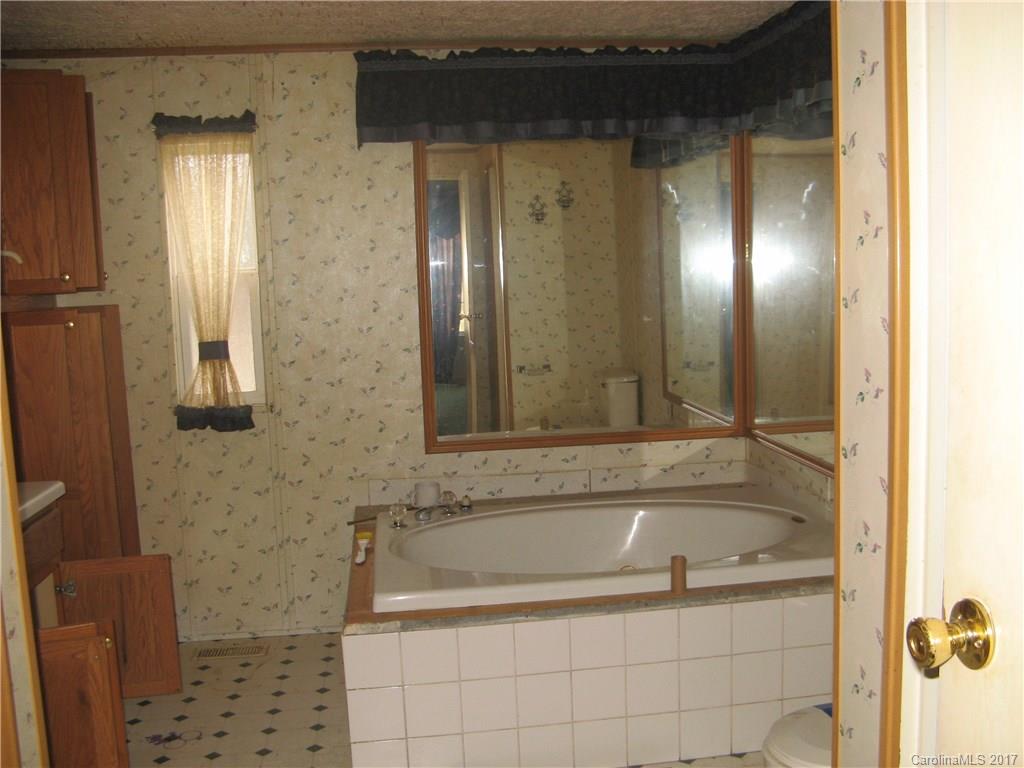 Holly Ridge - Residential