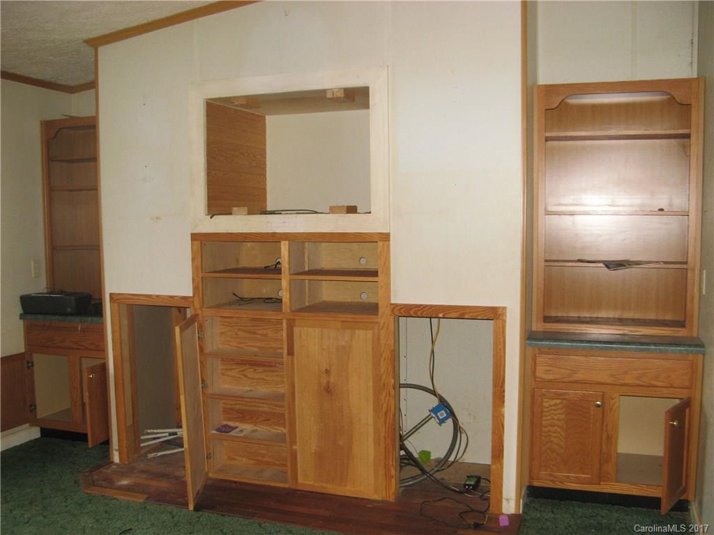 Holly Ridge - Residential