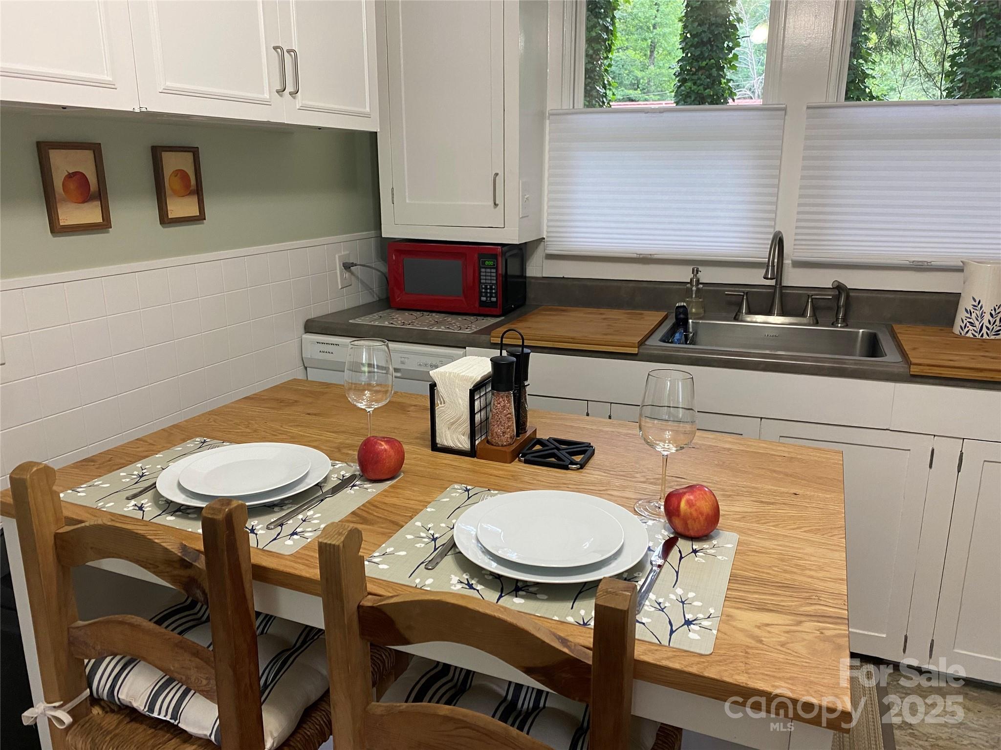 25 Sweet Clover Lane