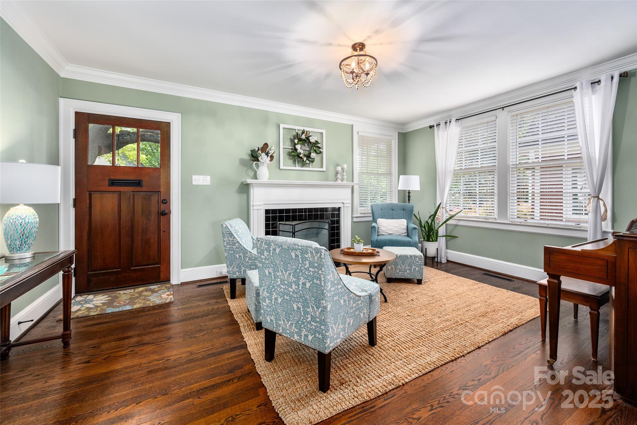 Elizabeth - Residential