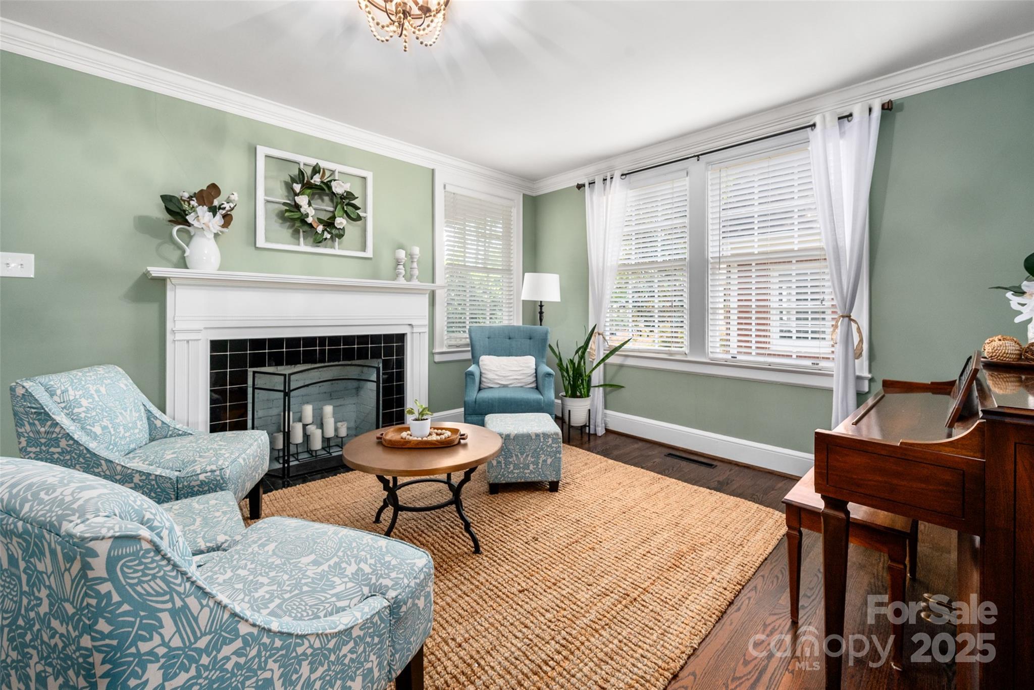 Elizabeth - Residential