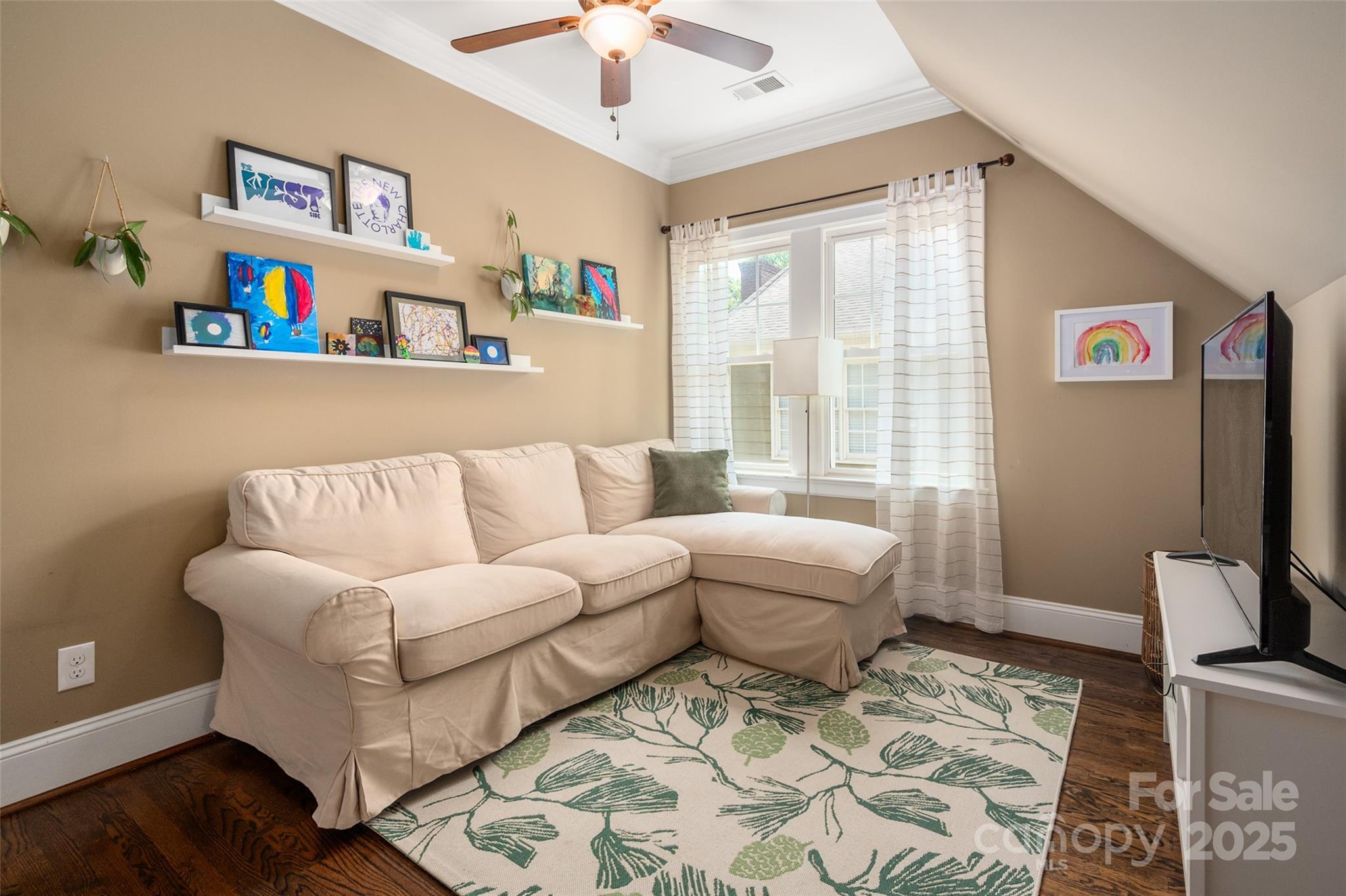 Elizabeth - Residential