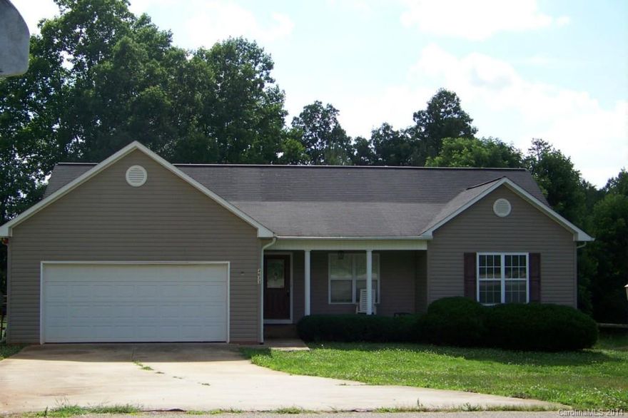 Location, privacy in cul-de-sac, and huge fenced-in backyard. 3 bedroom/2 bath + 2 car garage on .71 acre lot. Great yard located at the end of the street in the cul-de-sac. Deck overlooks the large backyard lined by trees. Refrigerator to remain. Carpet and paint 2013. Large crawl space for storage. Low maintenance vinyl siding.