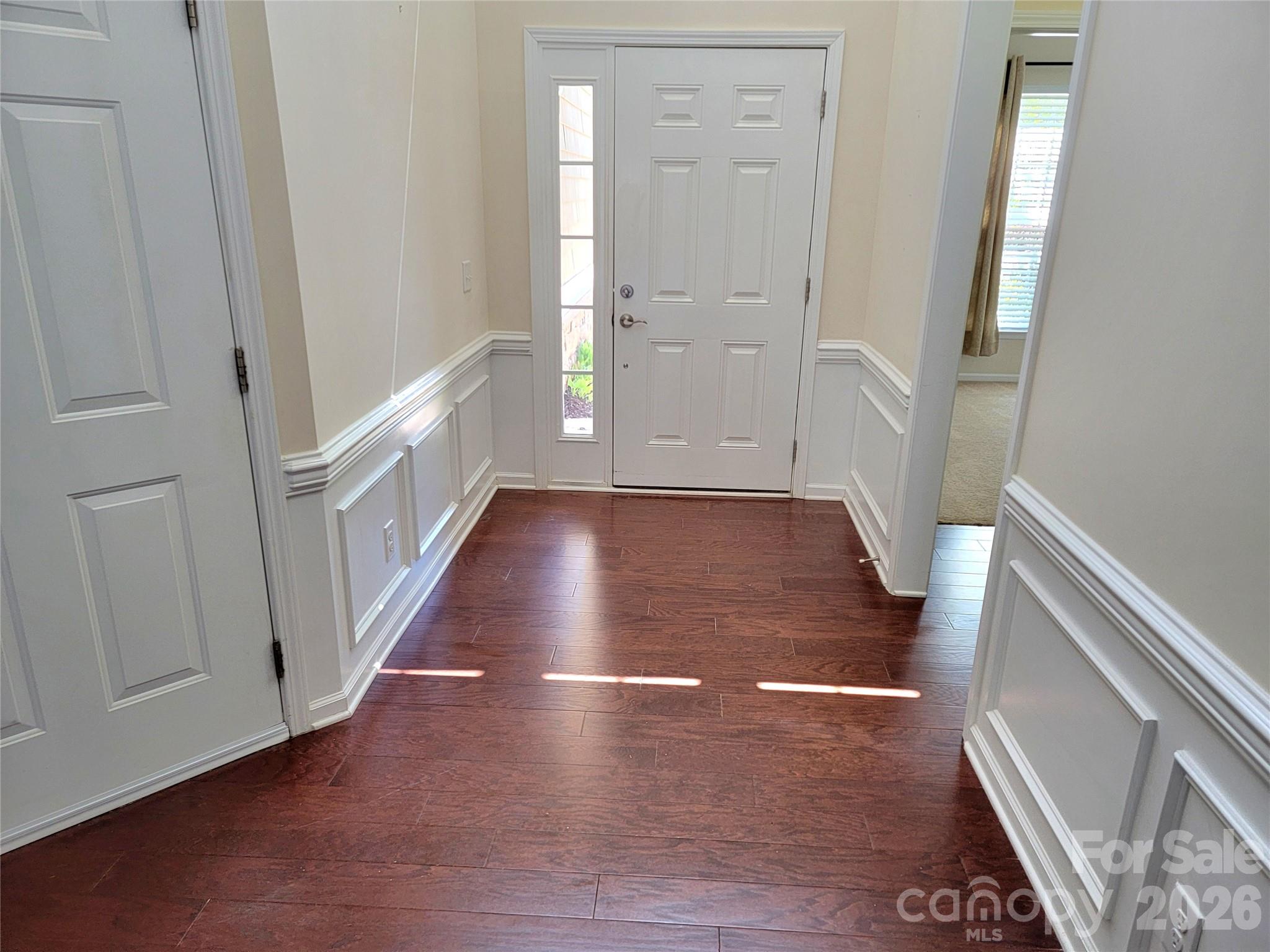 5112 Folly Lane