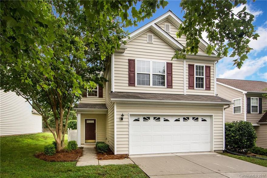 Fort Mill schools in the low 200's. 3 Bed/2.5 ba home w/2-car garage. Renovated all new: paint, carpet, granite counter tops, sink/faucet and s/s appliances. The roof was replaced in 2013. Kitchen eat-in area, bay window &  breakfast bar. Master features vaulted ceilings, his/hers walk-in closets,separate shower/garden tub. Upstairs laundry. Great rm w/fp lot of light. Bed 3 has access to bath. Move in ready! Close to pool & playground. Ideal location for amenities, shopping and restaurants.