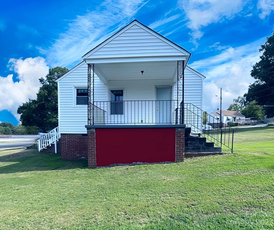 Located in the heart of the "pretty little city" of Chester, SC, this two-bedroom and one-bathroom home is a rare find. It has visibility along JA Cochran Bypass and privacy with a large yard space around the home. It features a raised covered porch perfect for cool days. The floors, paint, light fixtures throughout the home have been updated. There is an oven and refrigerator that will convey with the home. Cozy decor has also been added in the kitchen and living room to include a small dining table with chairs, couch and chair in the living room, corner hutch and a breakfast nook. The bathroom has been updated with a new tub/shower, vanity and toilet. The HVAC has recently been updated as well. This is just a minute away from major restaurants, shopping, postal services, school, college, grocery and shopping. There is an adjacent property that is also for sale and could be sold with this property MLS #4072448. Reach out today for your private tour!