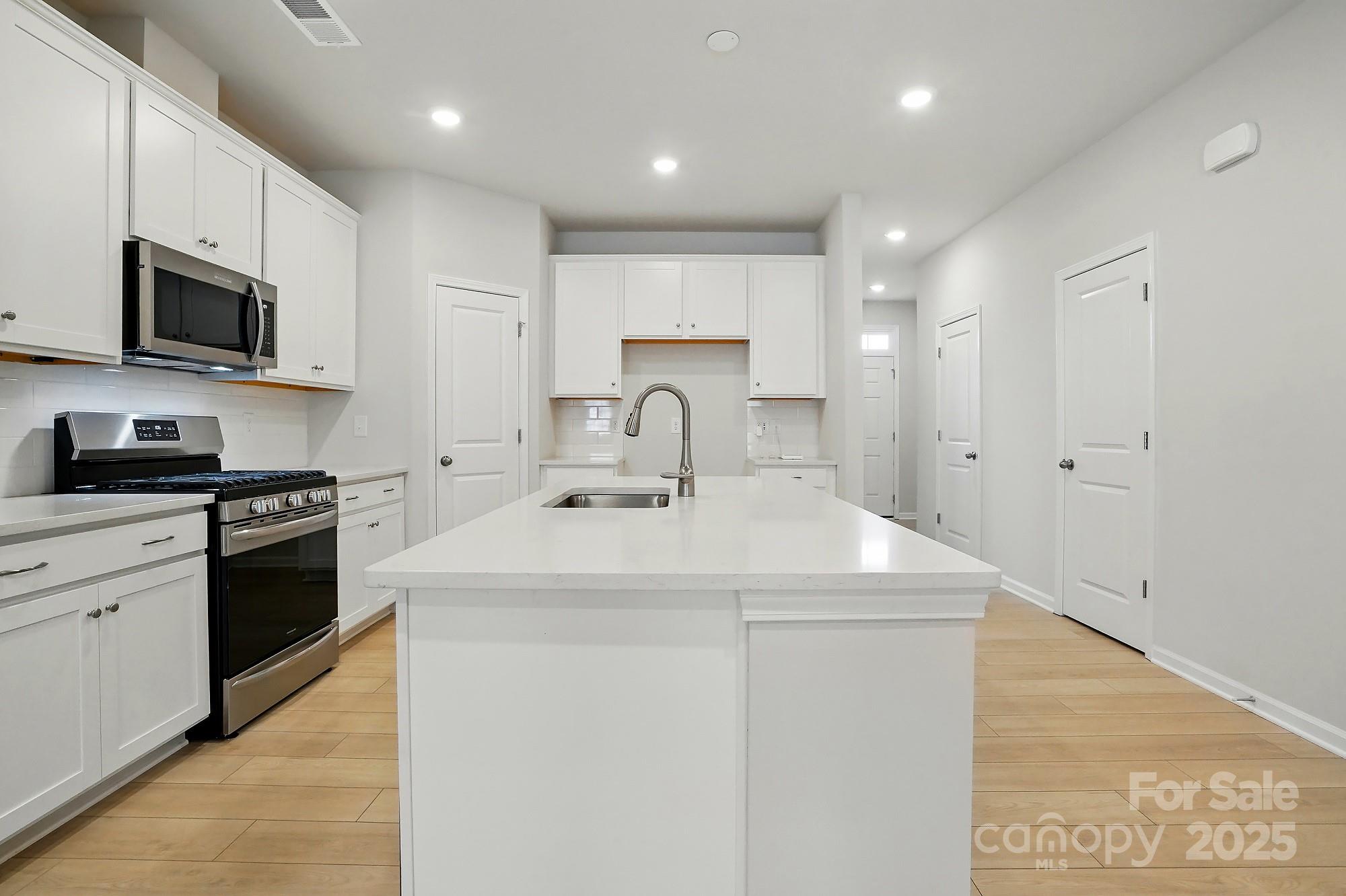 Elizabeth - Residential