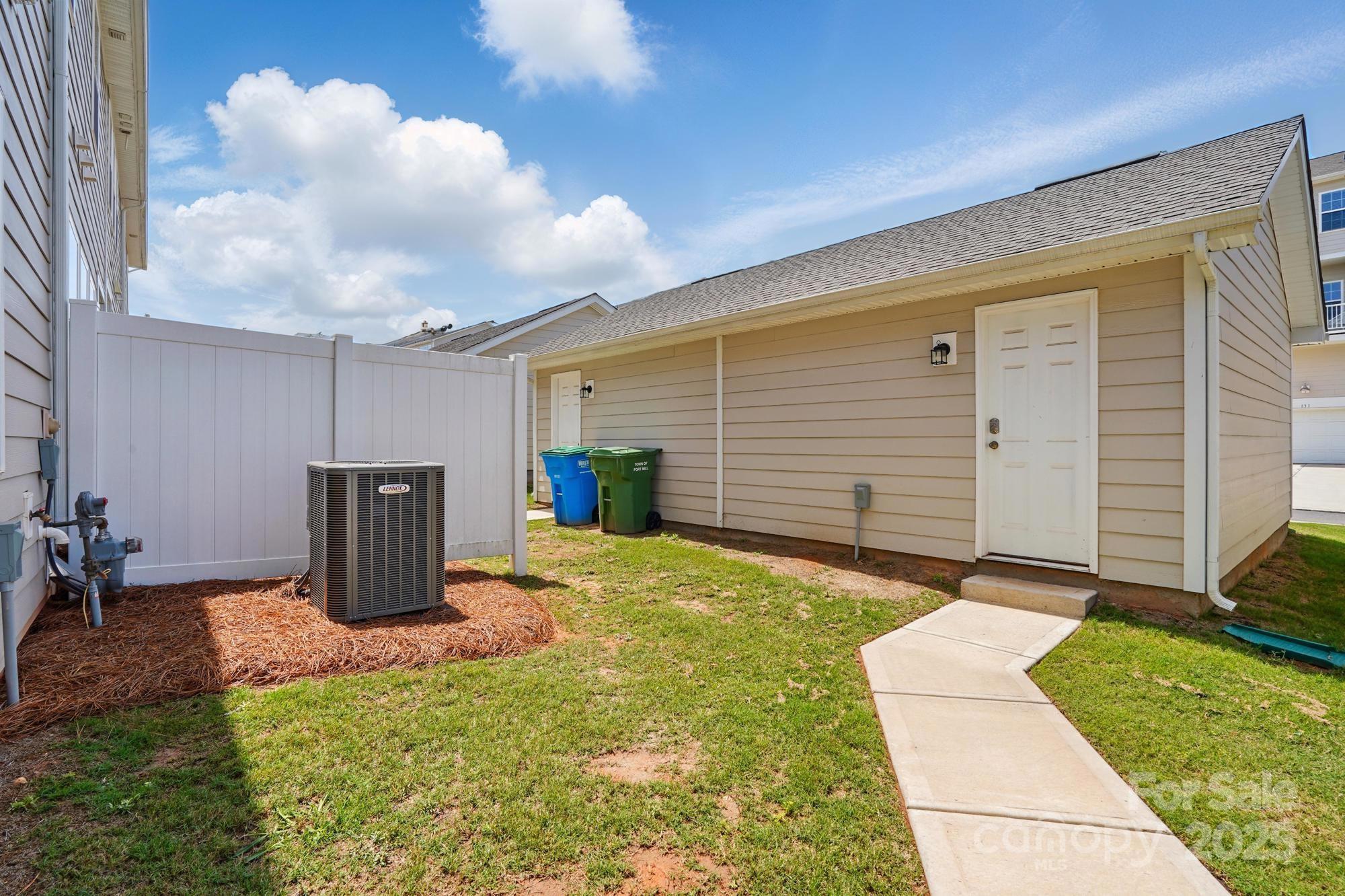 Elizabeth - Residential