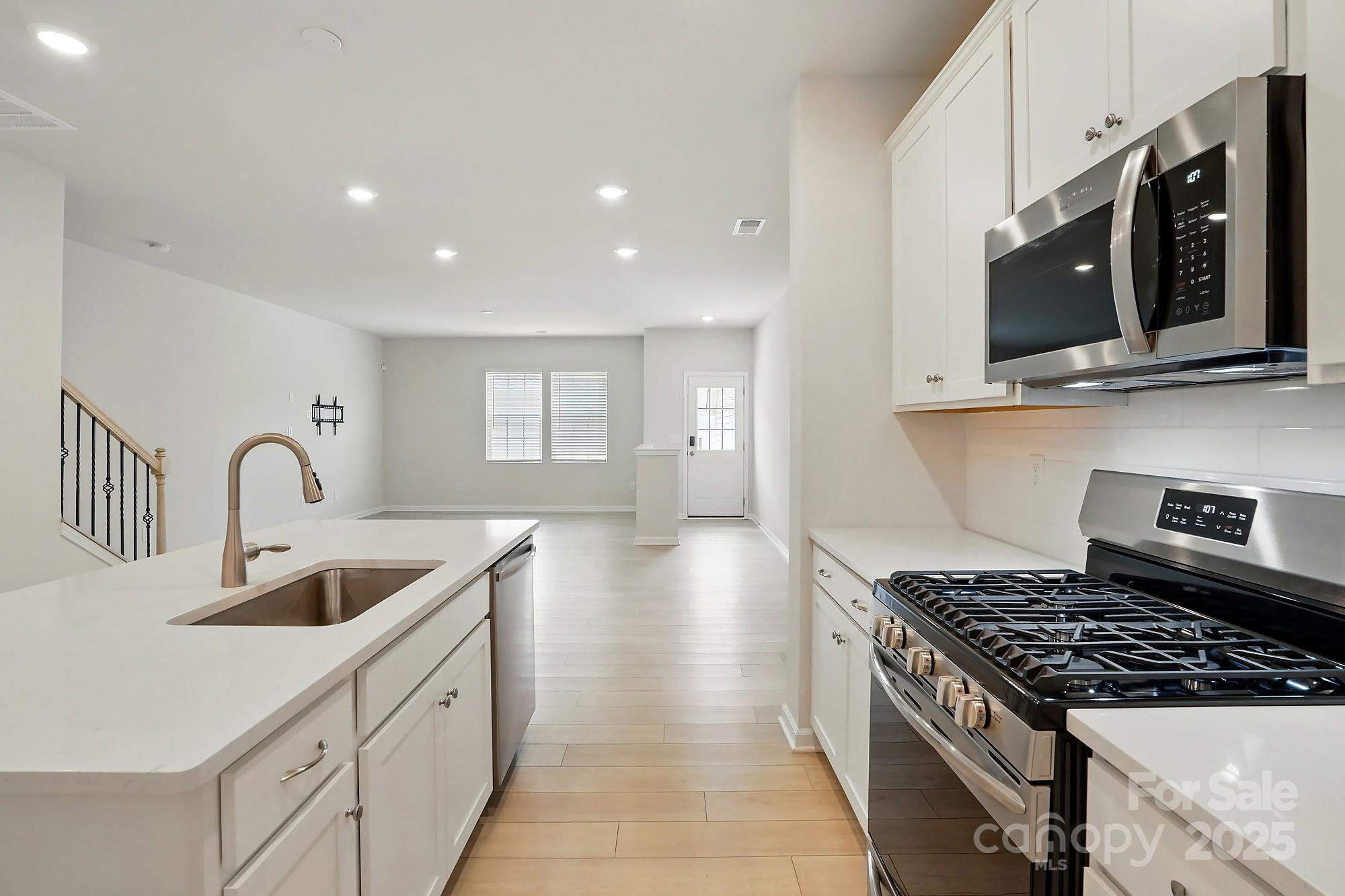 Elizabeth - Residential
