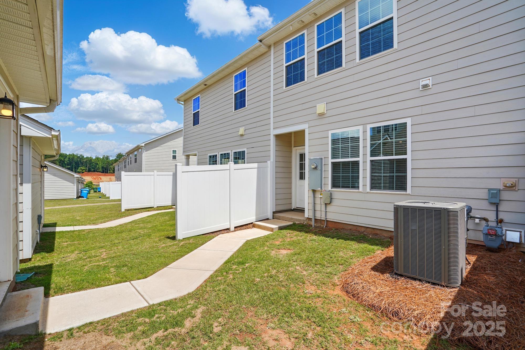 Elizabeth - Residential