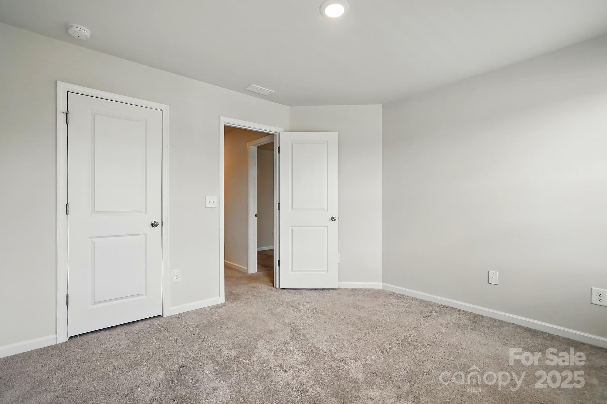Elizabeth - Residential