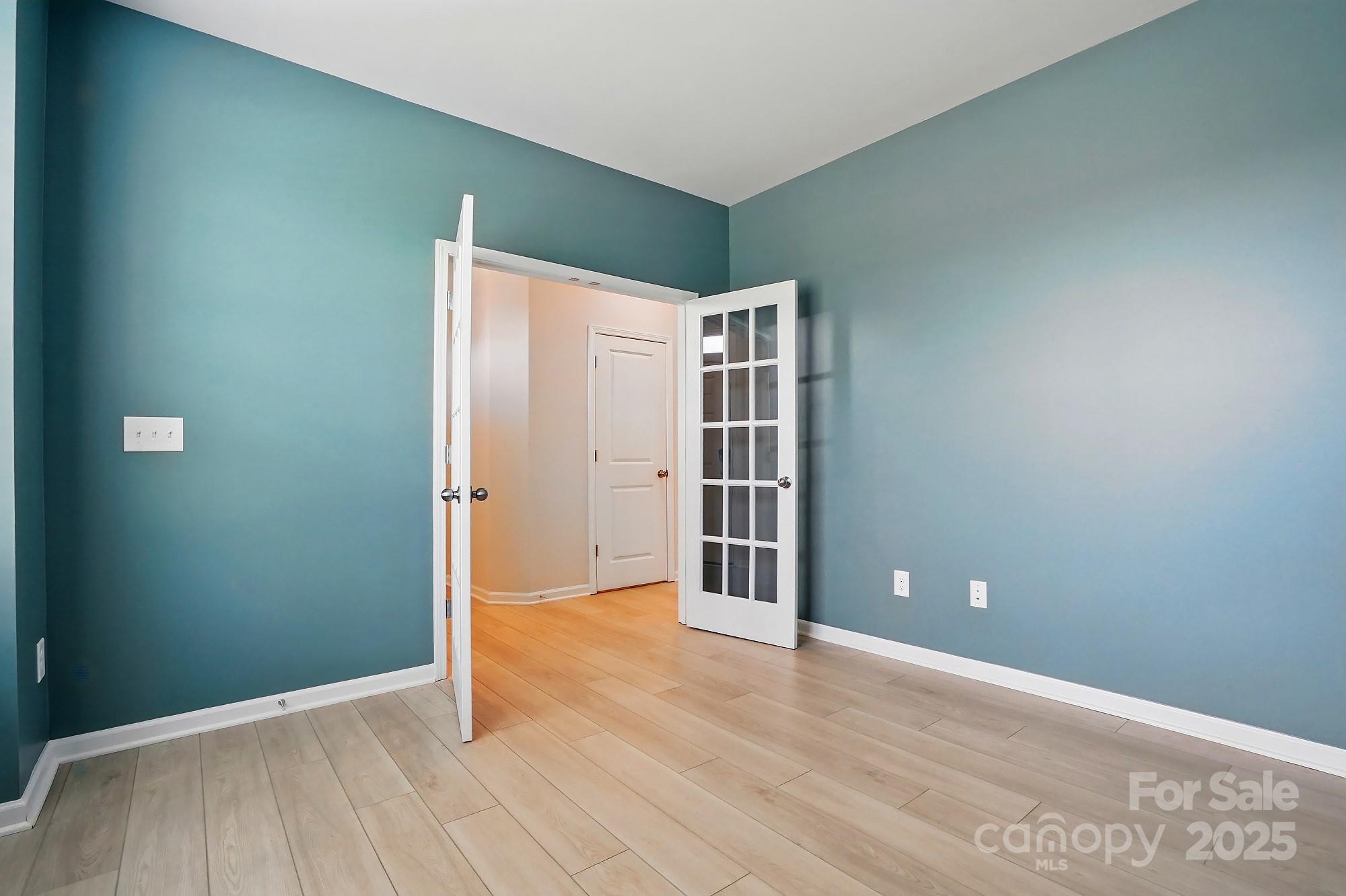 Elizabeth - Residential