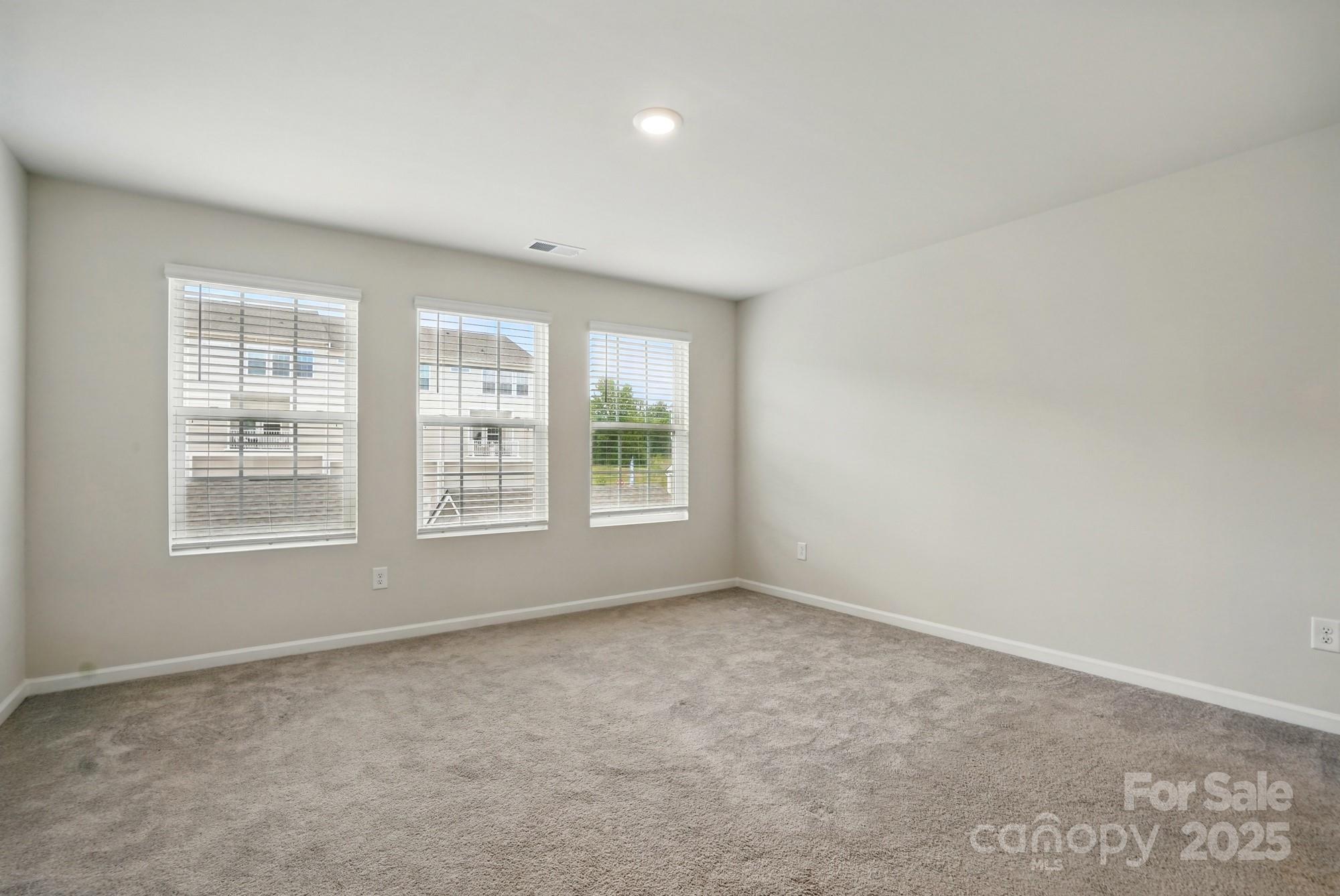Elizabeth - Residential